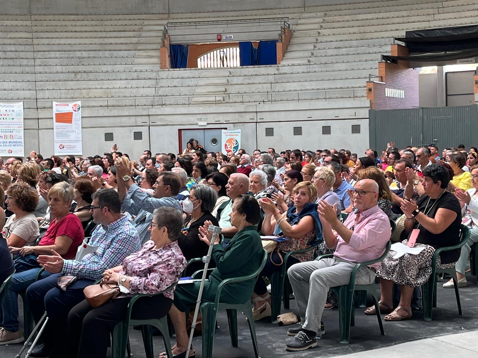 Público en el acto del Día de la Salud Mental