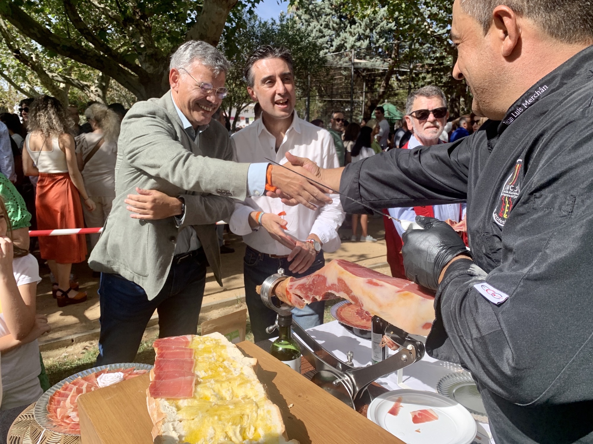 Foto carrusel Encuentro Cortadores de Jamón Portavocía 8