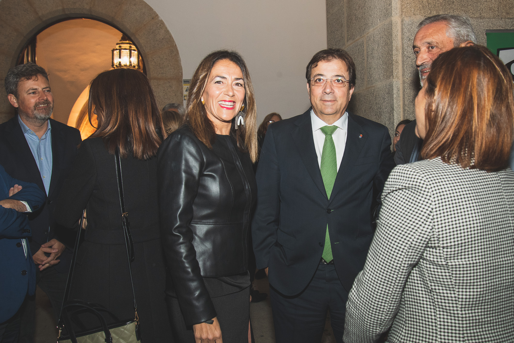 Fernández Vara en los premios Gente Viajera 9