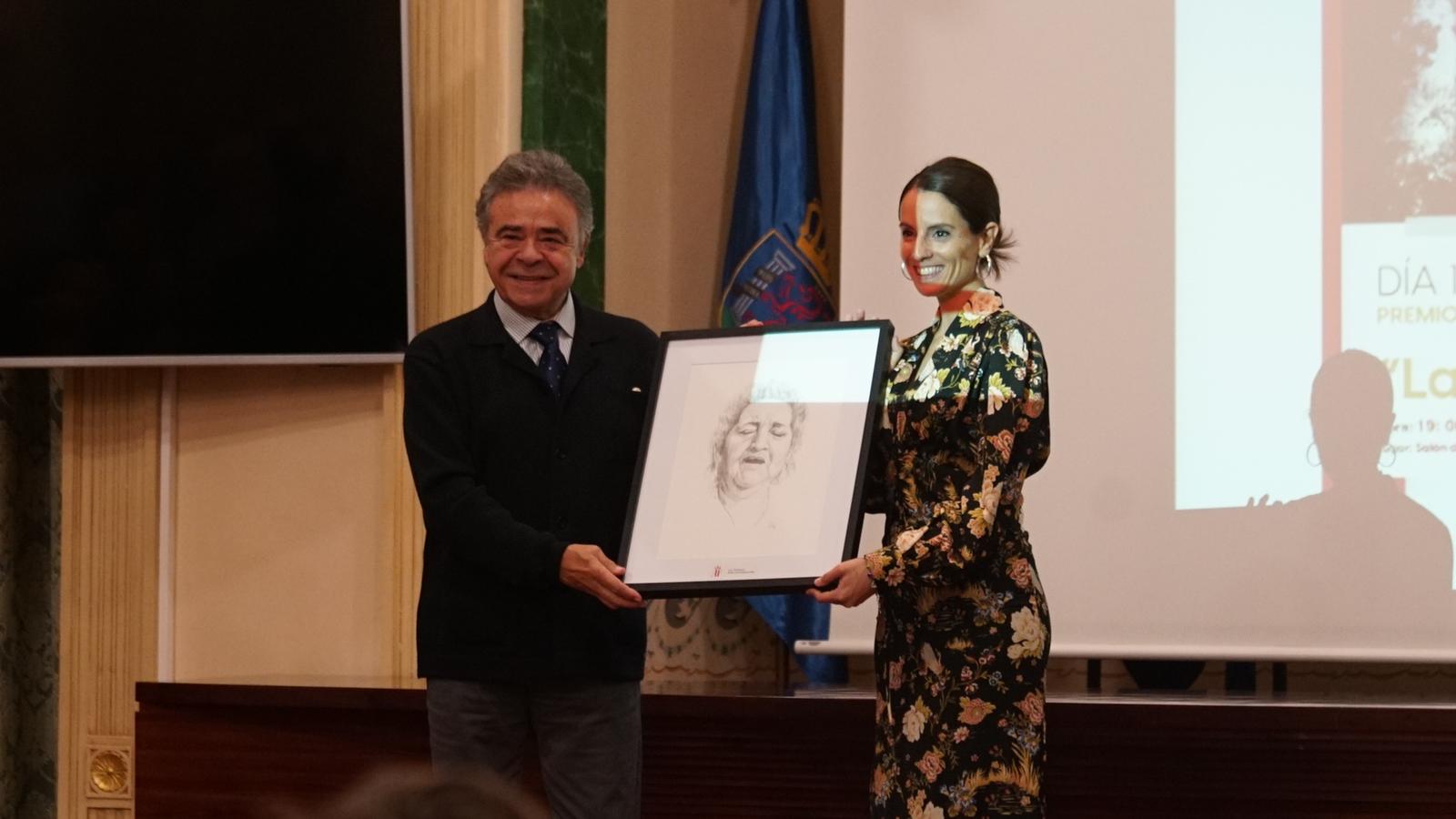 Foto de la entrega de los Premios Excelencia 2022 del Aula Flamenco