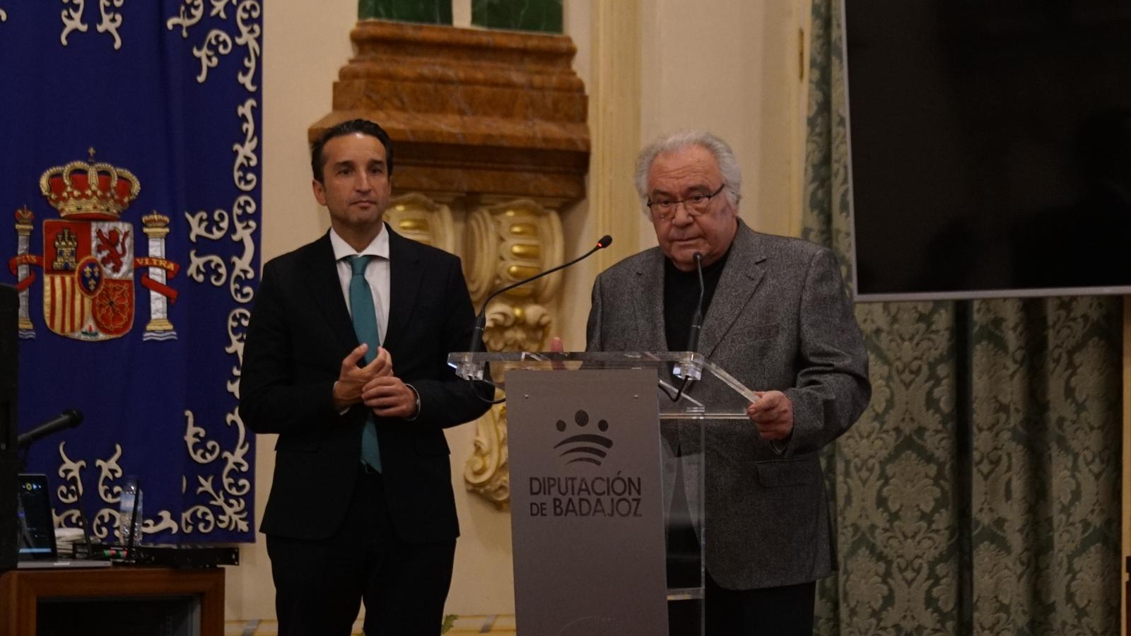 Foto de la entrega de los Premios Excelencia 2022 del Aula Flamenco