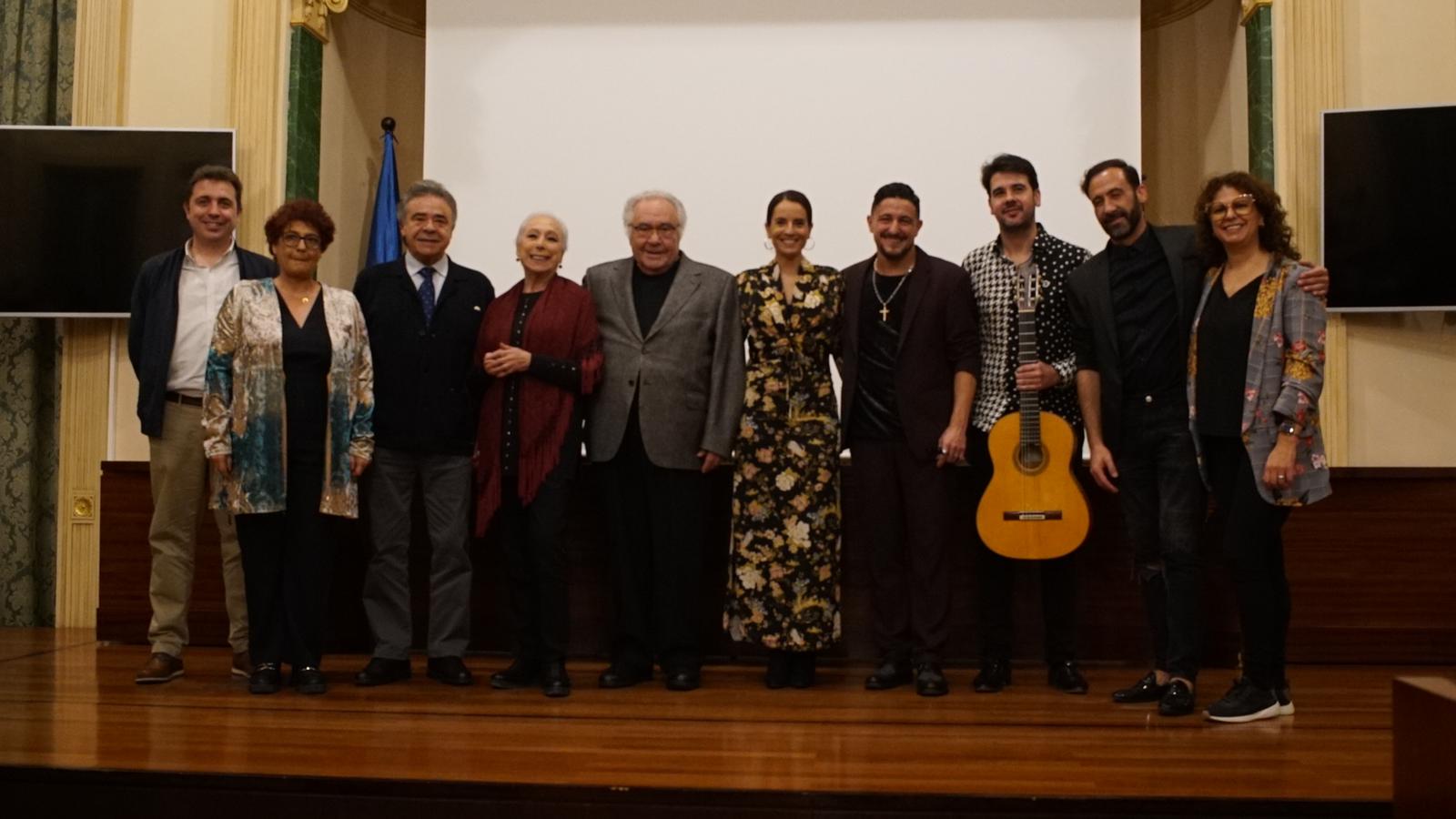 Foto de la entrega de los Premios Excelencia 2022 del Aula Flamenco