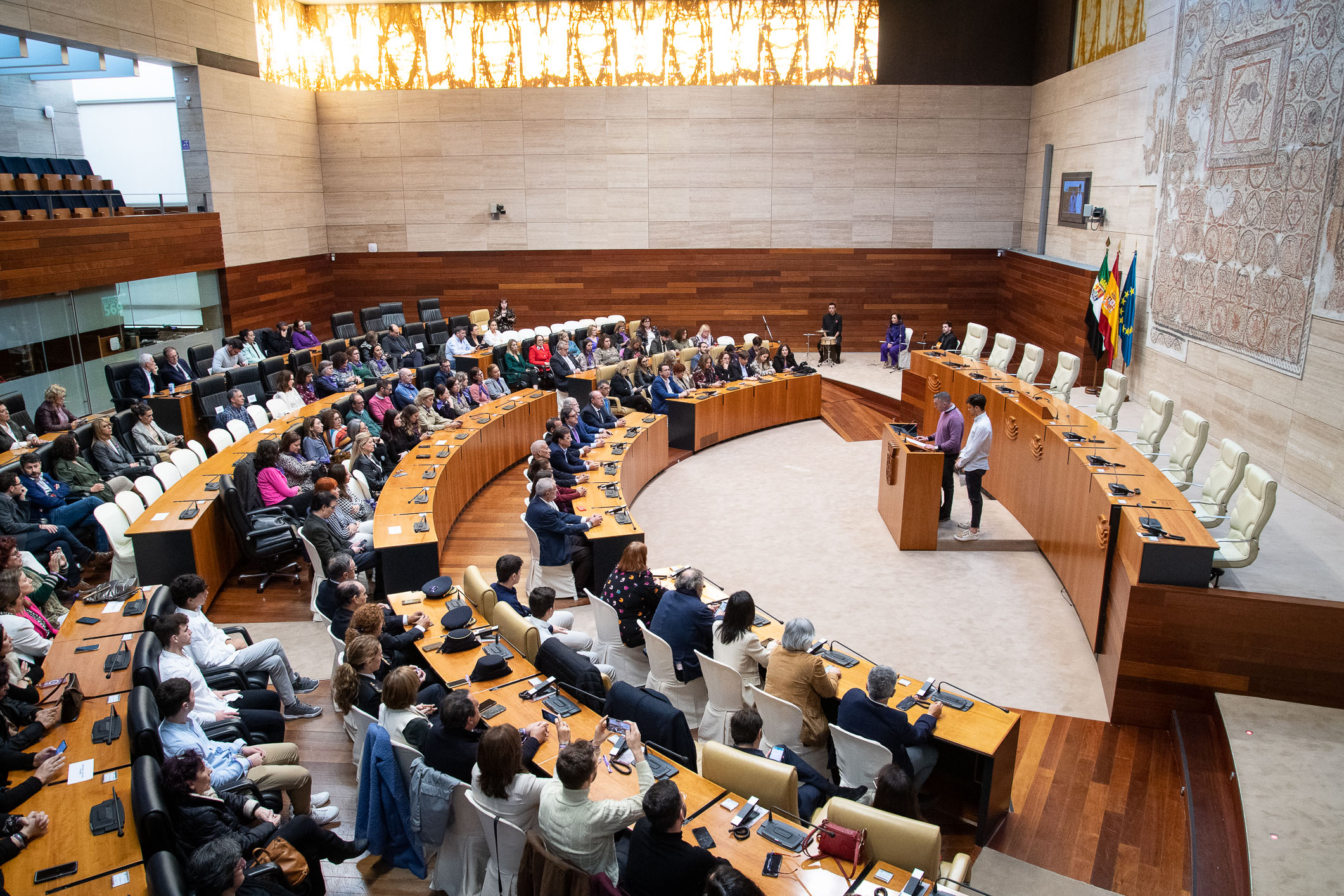 celebración del acto institucional con motivo del 25 de noviembre, Día Internacional para la Erradicación de la Violencia contra las Mujeres