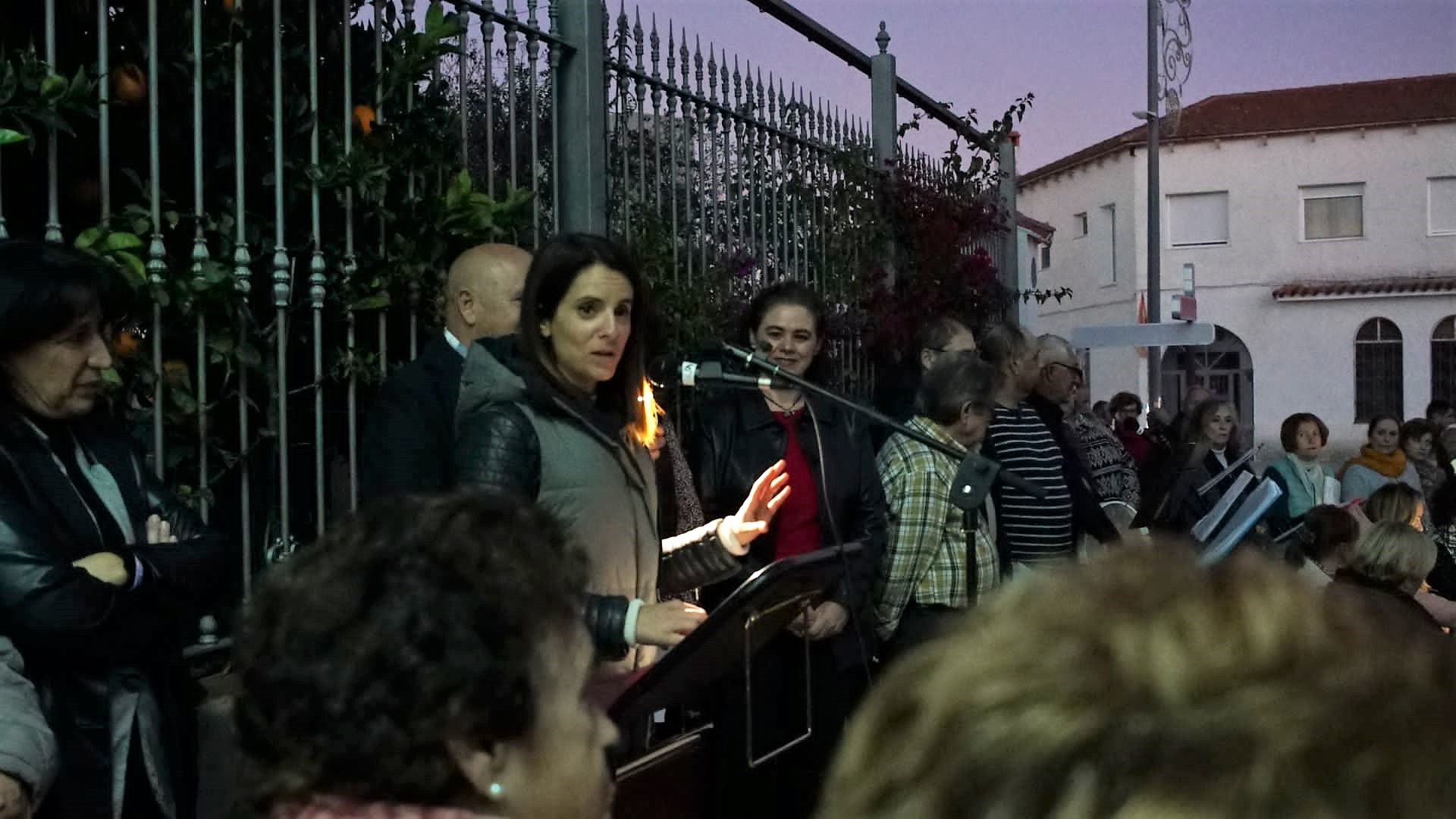 20221201 La consejera de Cultura inaugura el belén artístico de Villar