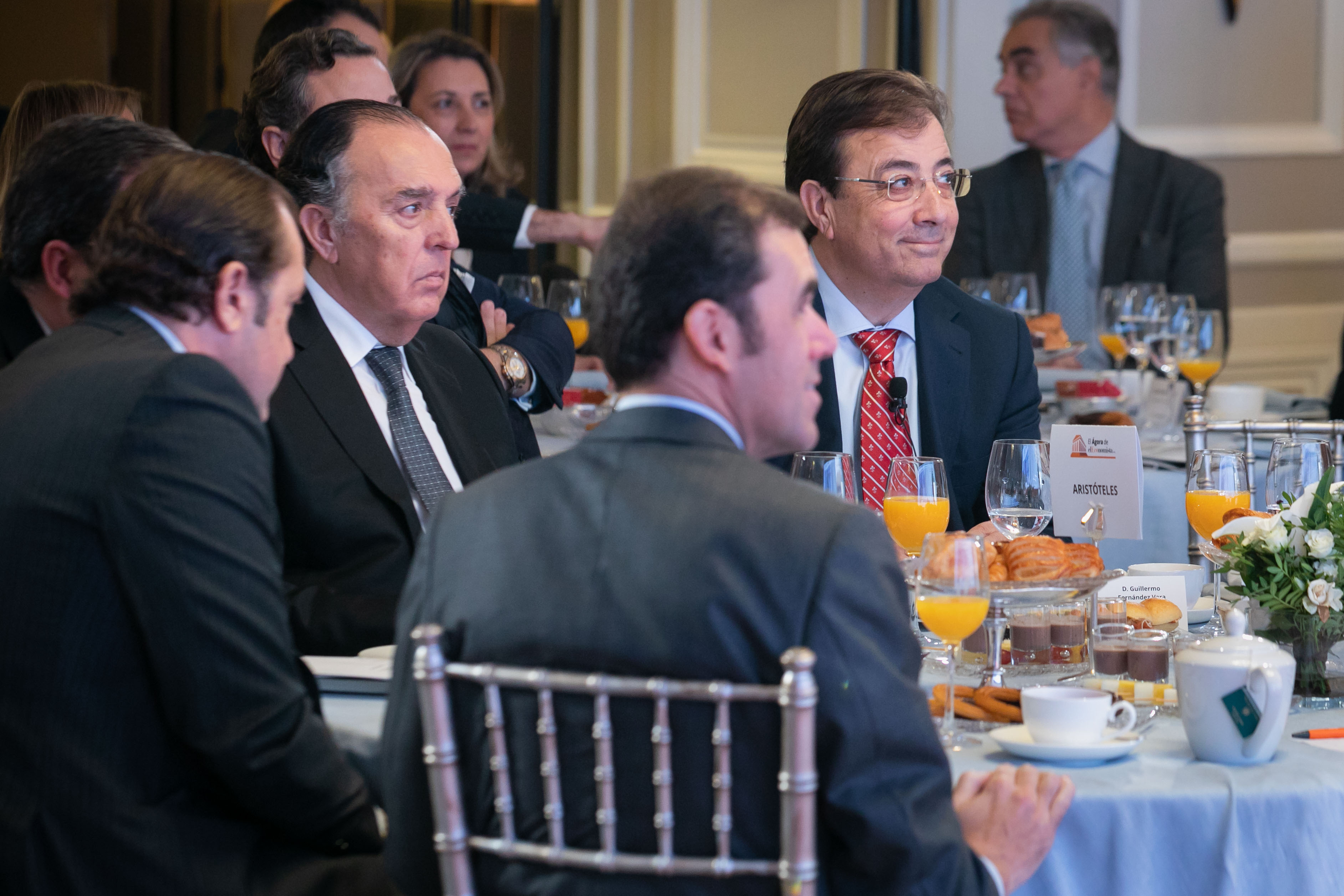 Momento de la presentación del desayuno atmosférico