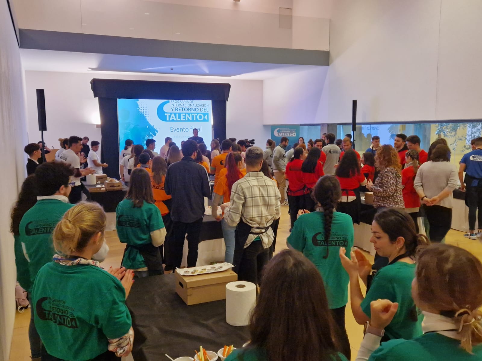 Foto de los participantes en el Programa de Internacionalización y Retorno del Talento (PIRT)