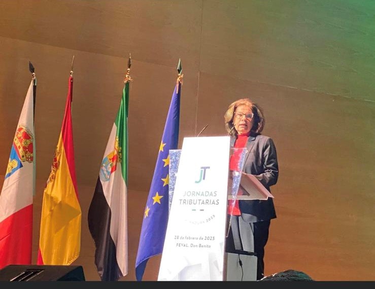 La vicepresidenta interviene en las Jornadas Tributarias 1