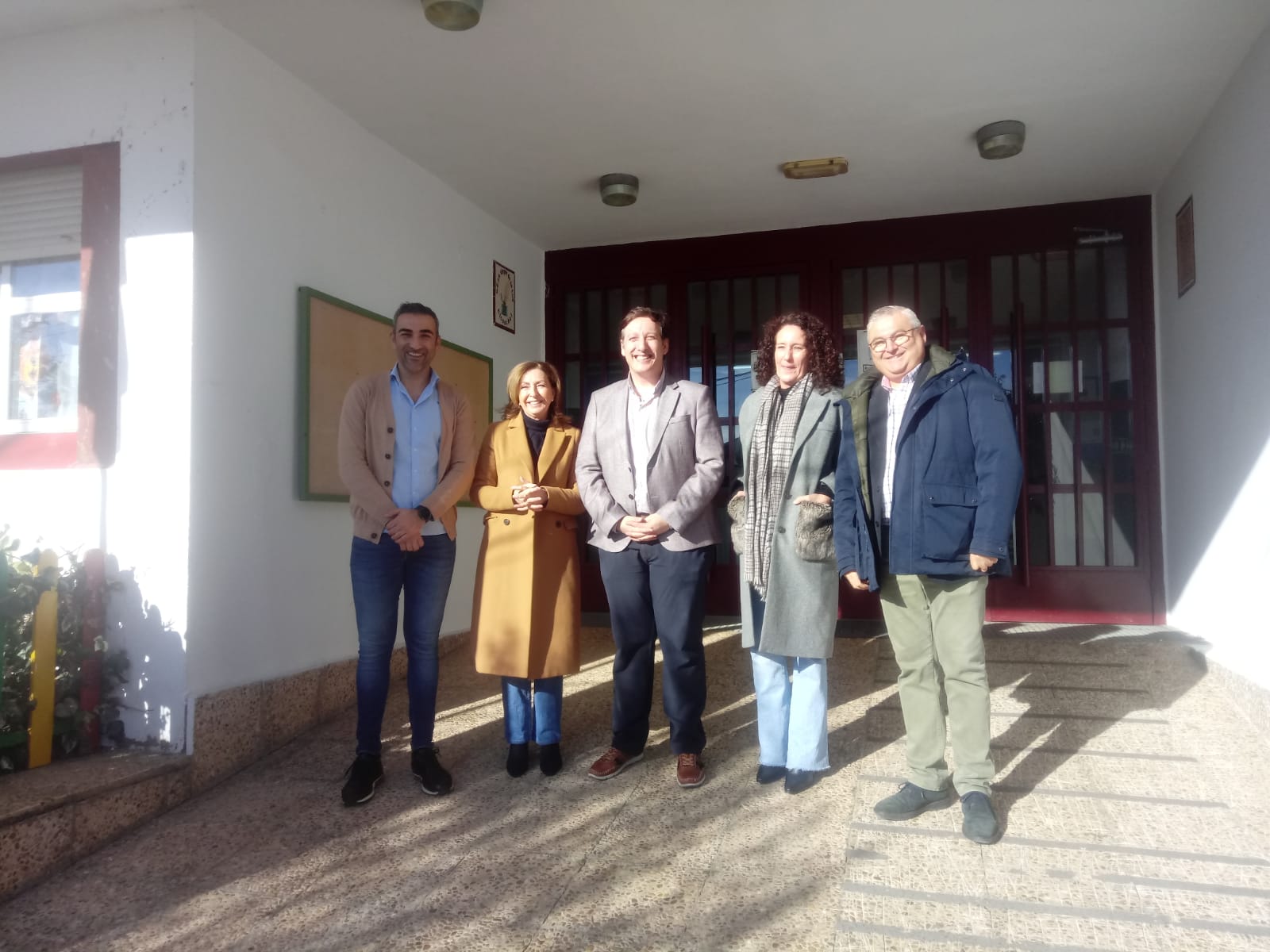 Foto de la visita del secretario general de Educación al CEIP Virgen de la Luz, de Alconchel