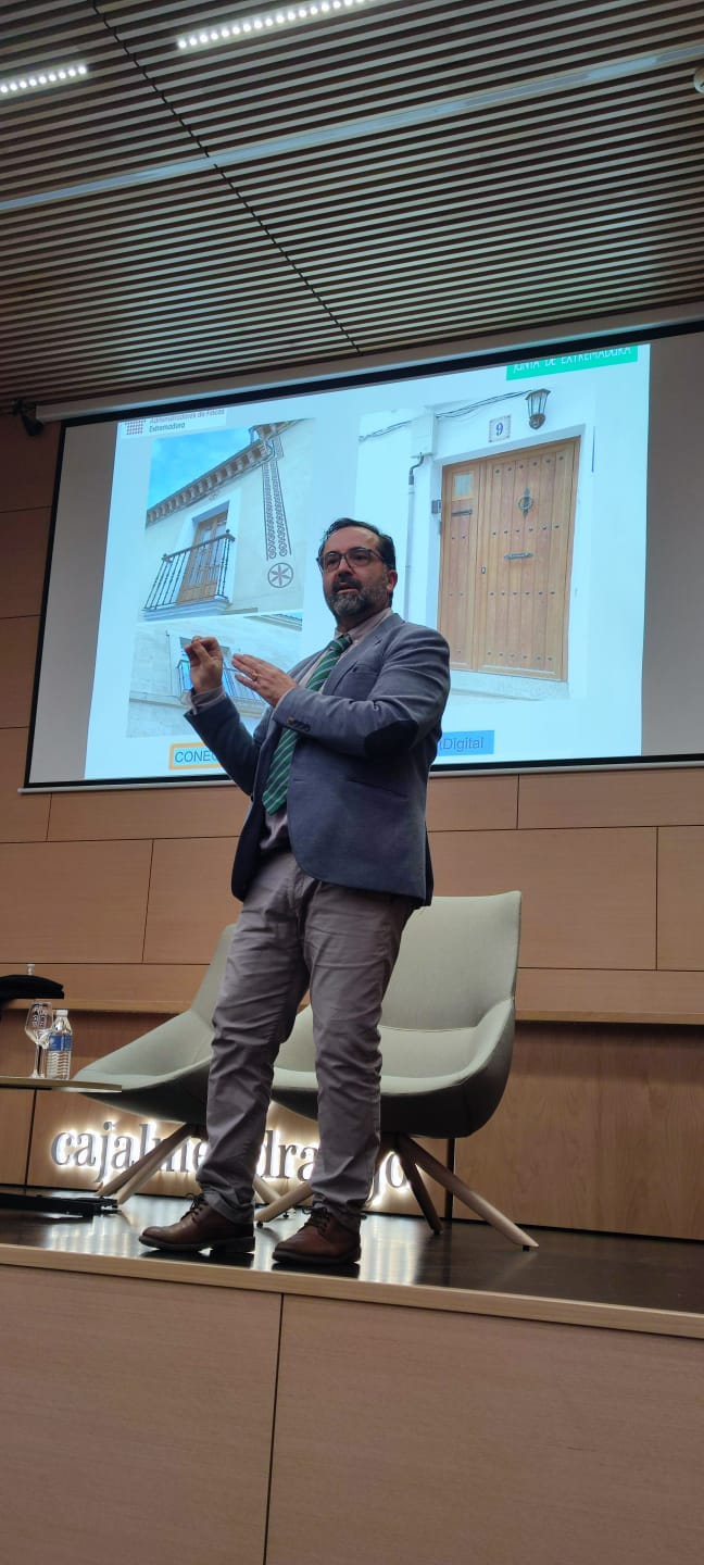  jornada de formación “Mejora de las Instalaciones de Telecomunicaciones en los Edificios y Digitalización de los Despachos de los Administradores de Fincas Colegiados”