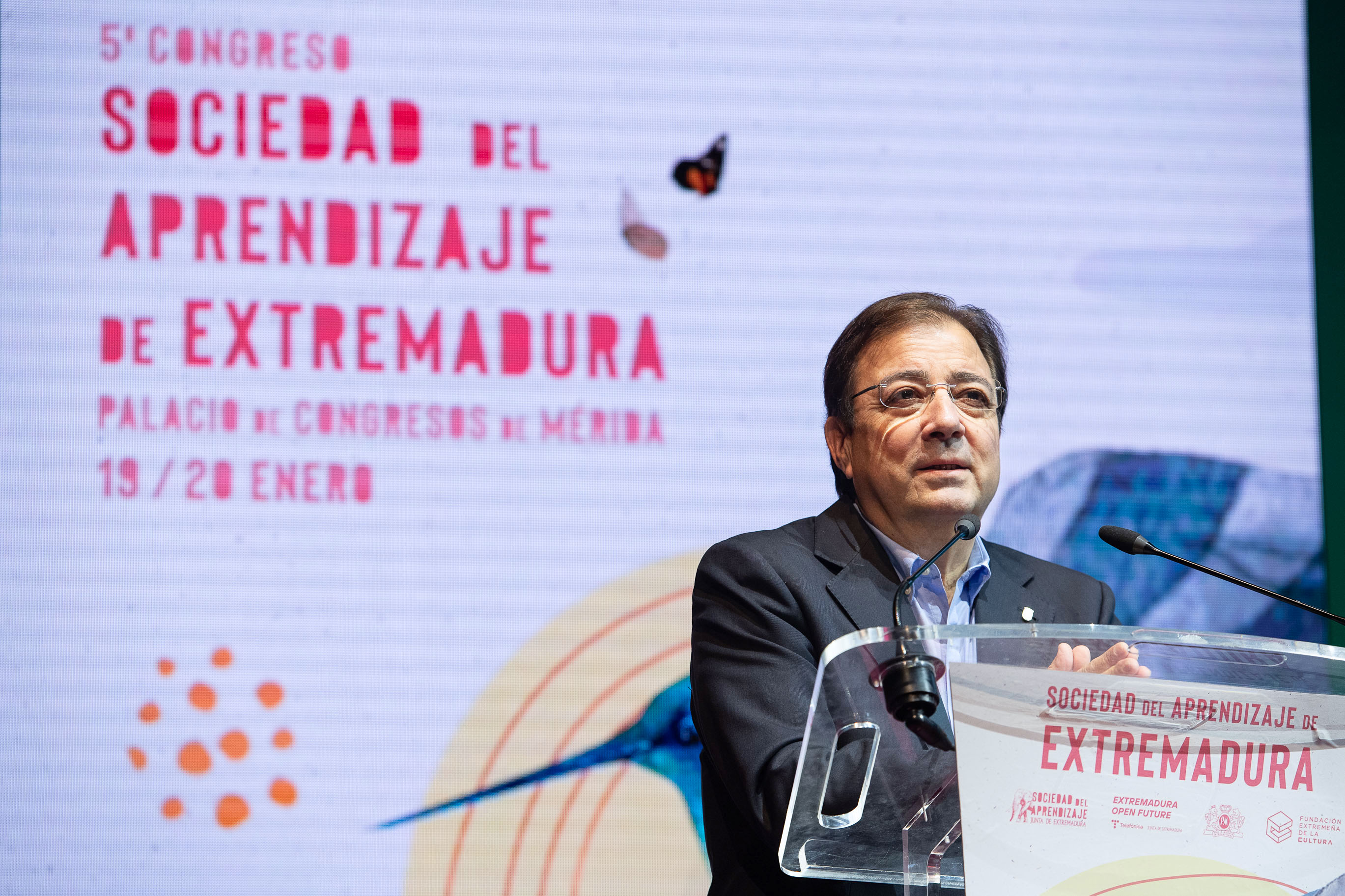 Fernández Vara interviene en la inauguración del Congreso del Aprendizaje