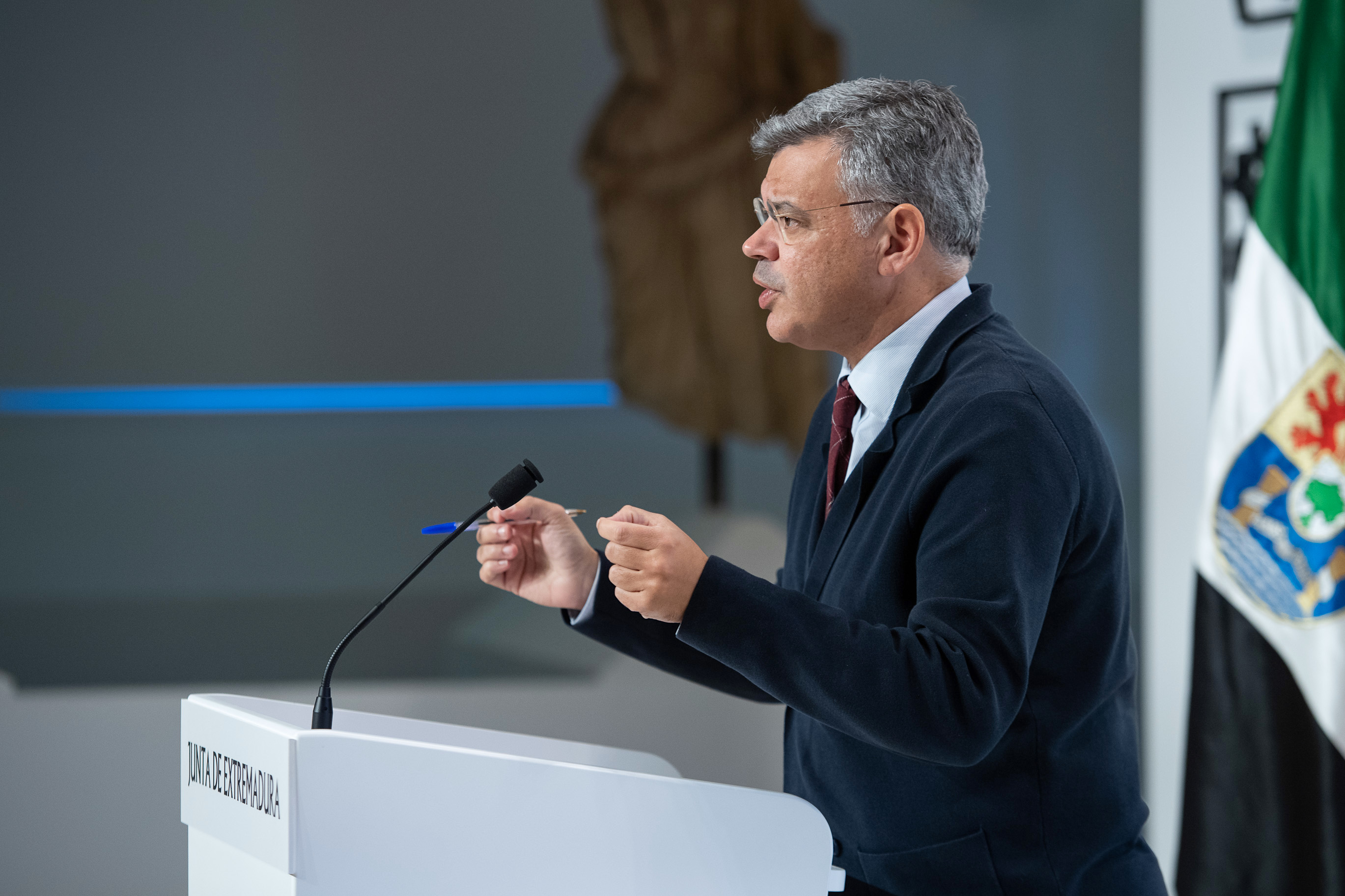 Juan Antonio González durante la rueda de prensa