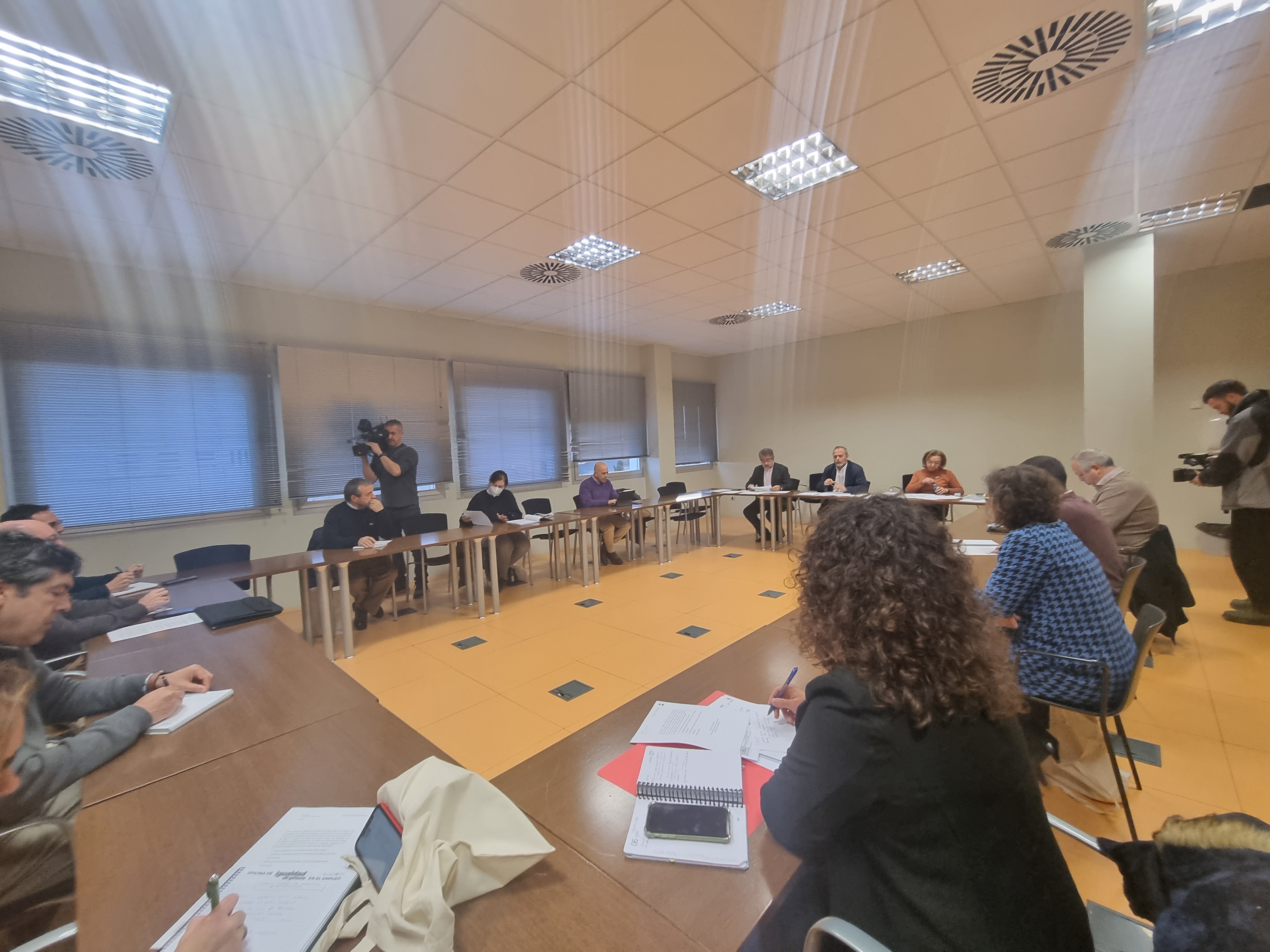 El consejero de economía ha presidido la reunión del Consejo Superior de Estadística de Extremadura