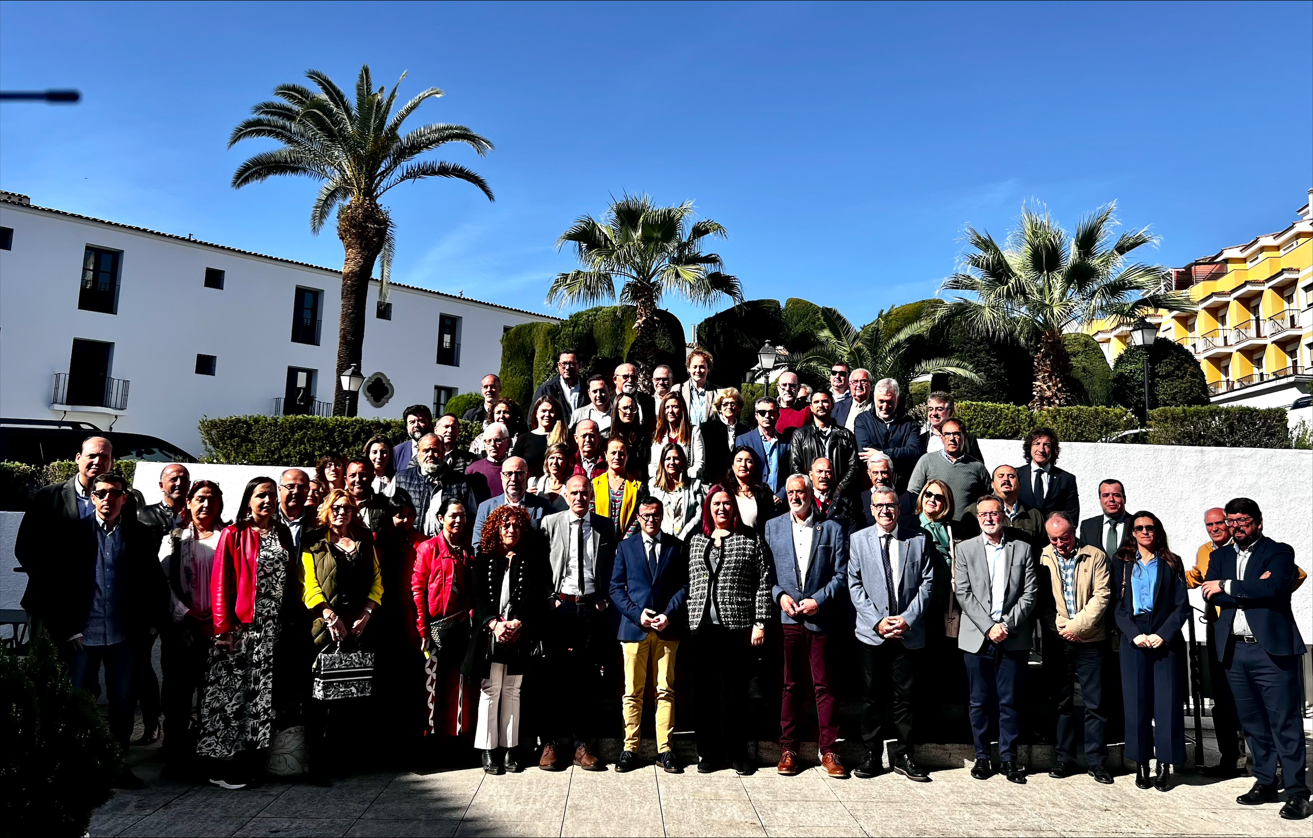 Firma convenio con los presidentes de las Diputaciones de Cáceres y Badajoz foto 2