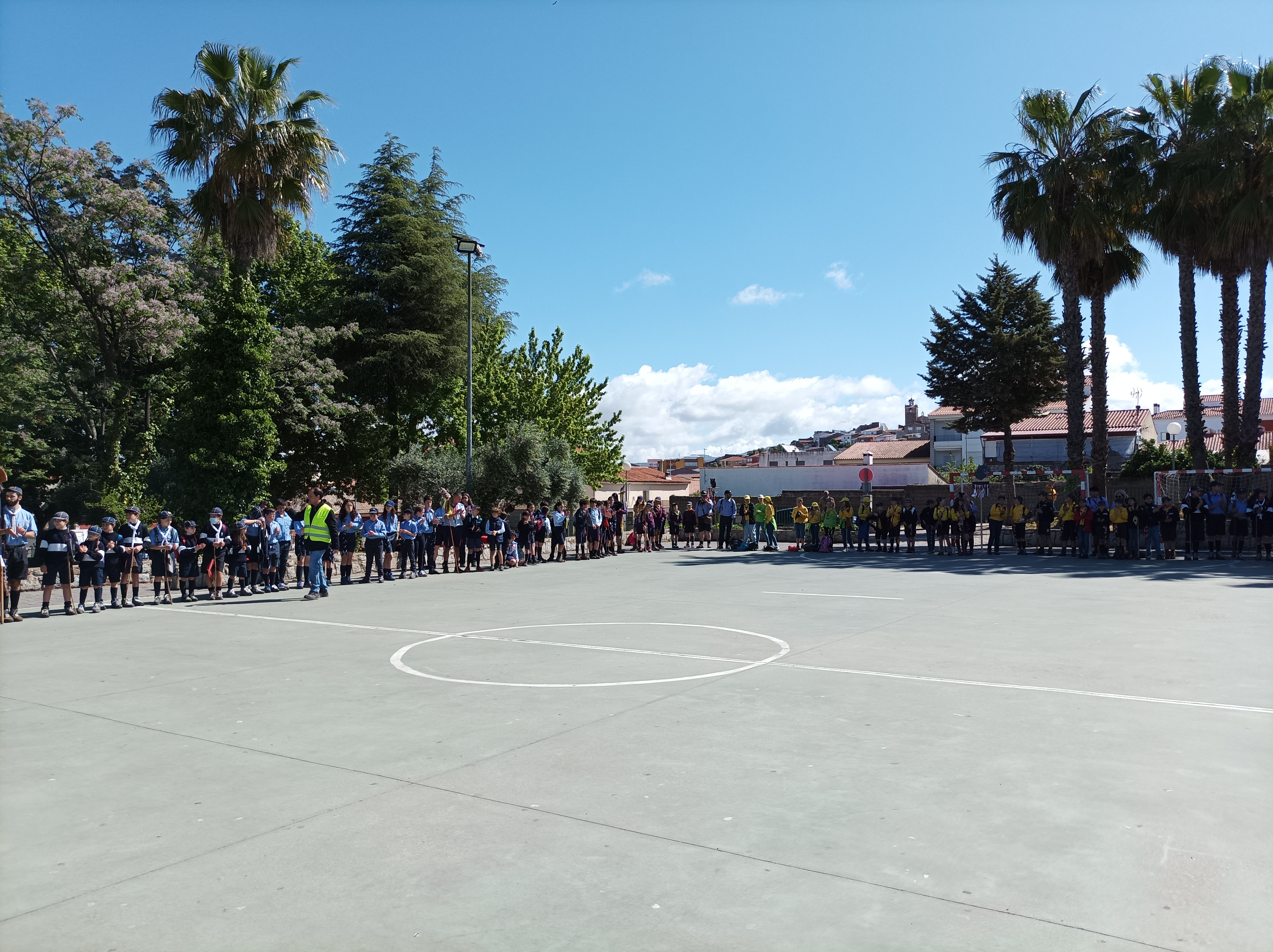 Encuentro de la Federación de Scouts católicos de Extremadura con la derectora general de IJEX