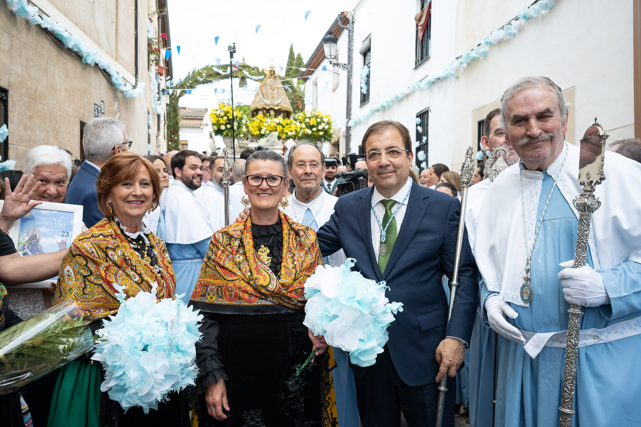 Bajada de la Virgen de la Montaña en procesión foto 10