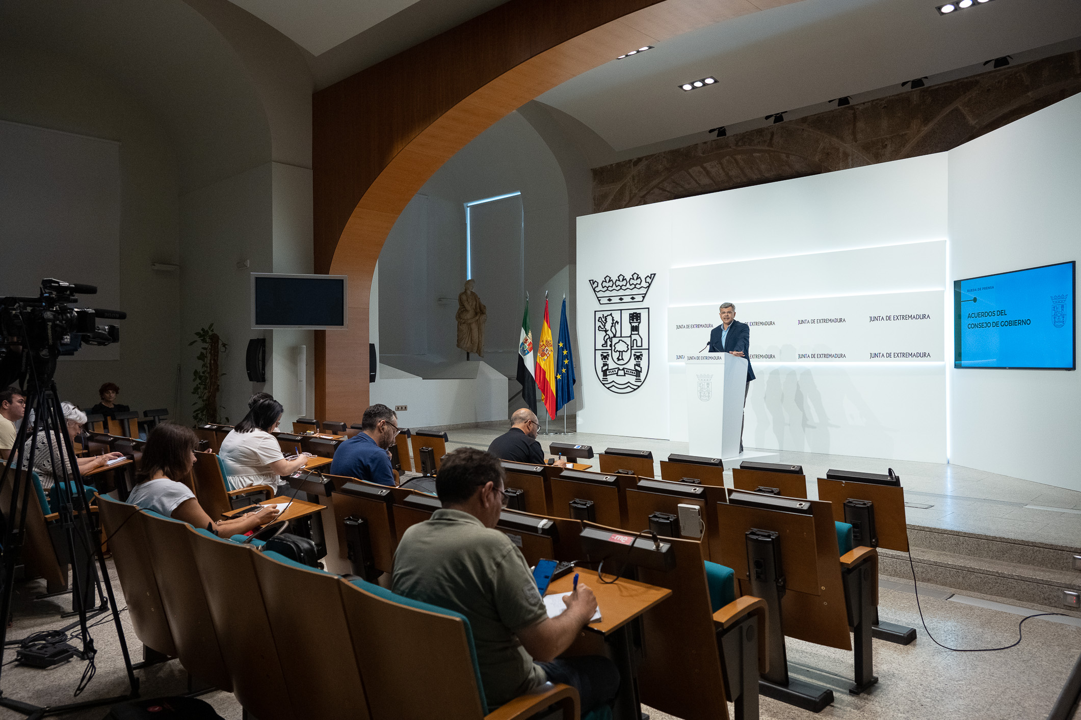 Imagen de la rueda de prensa posterior al Consejo de Gobierno