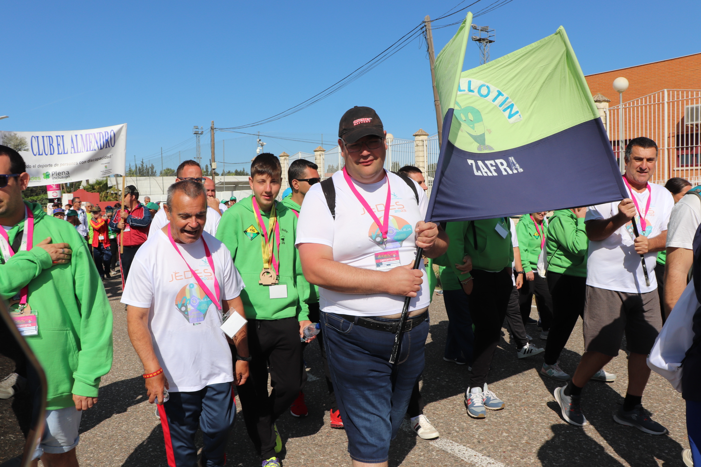 Foto de participantes en los JEDES