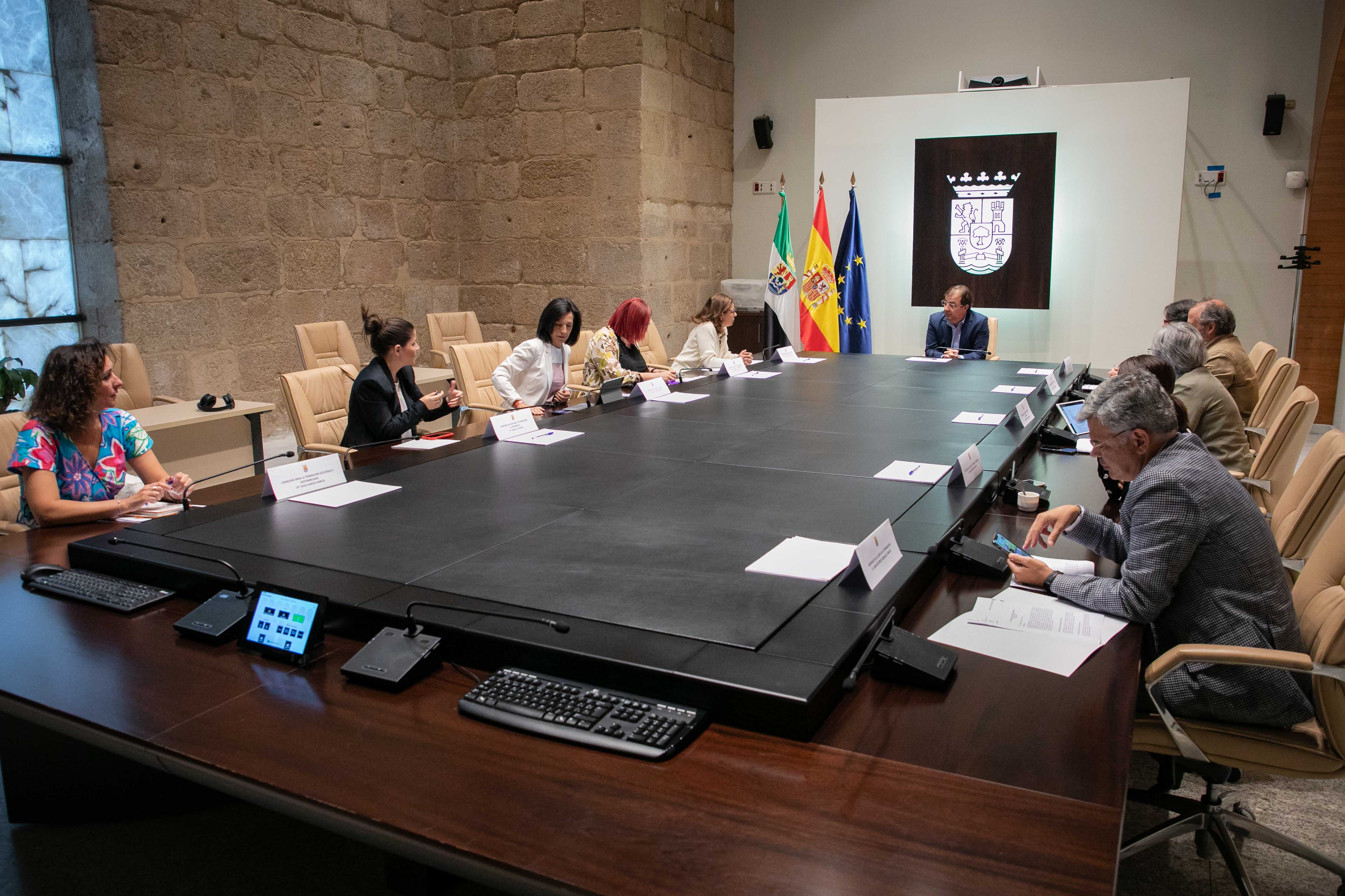 reunión del consejo de gobierno 1