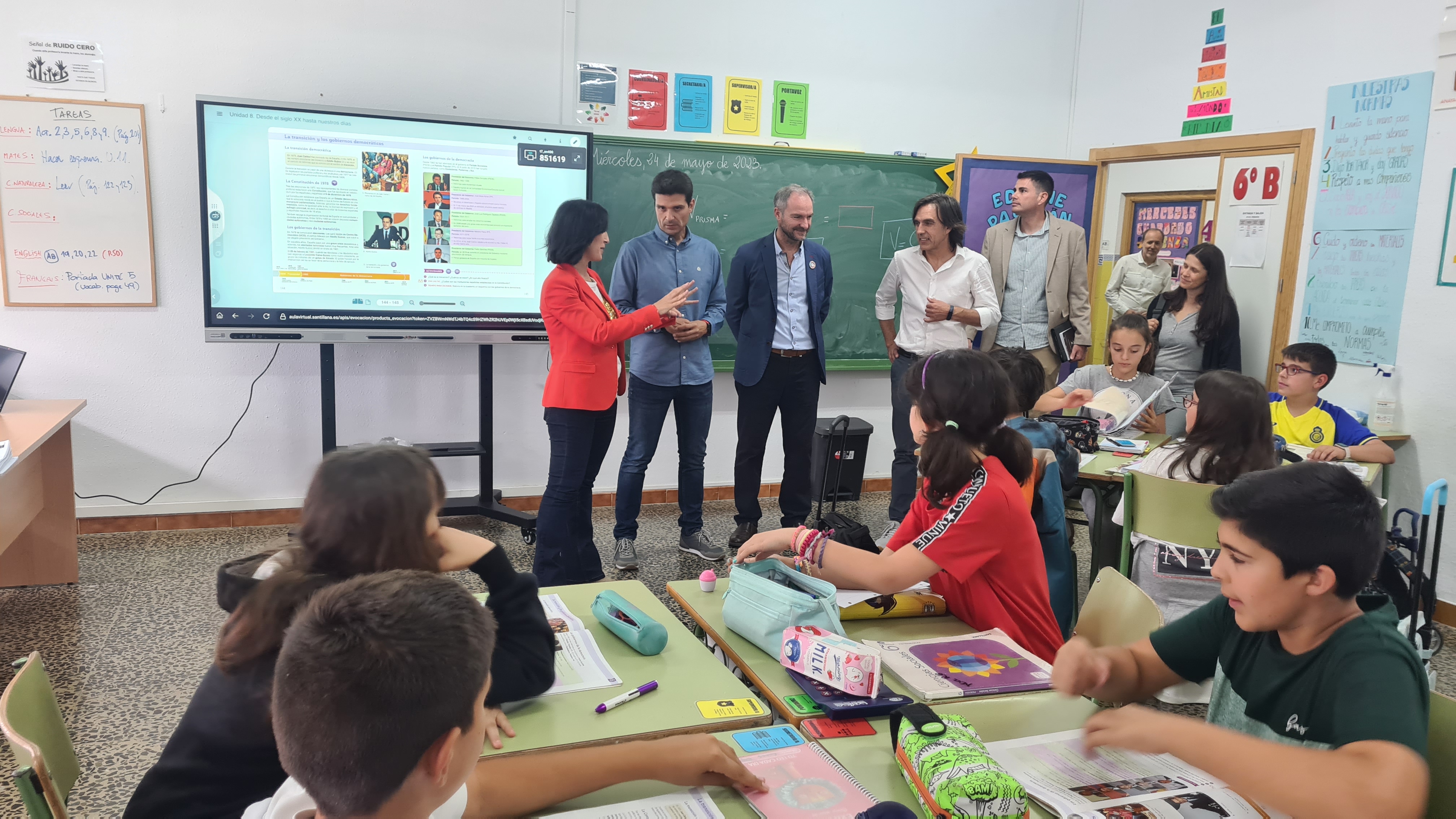 La consejera de Educación visita el CEIP Extremadura de Cáceres