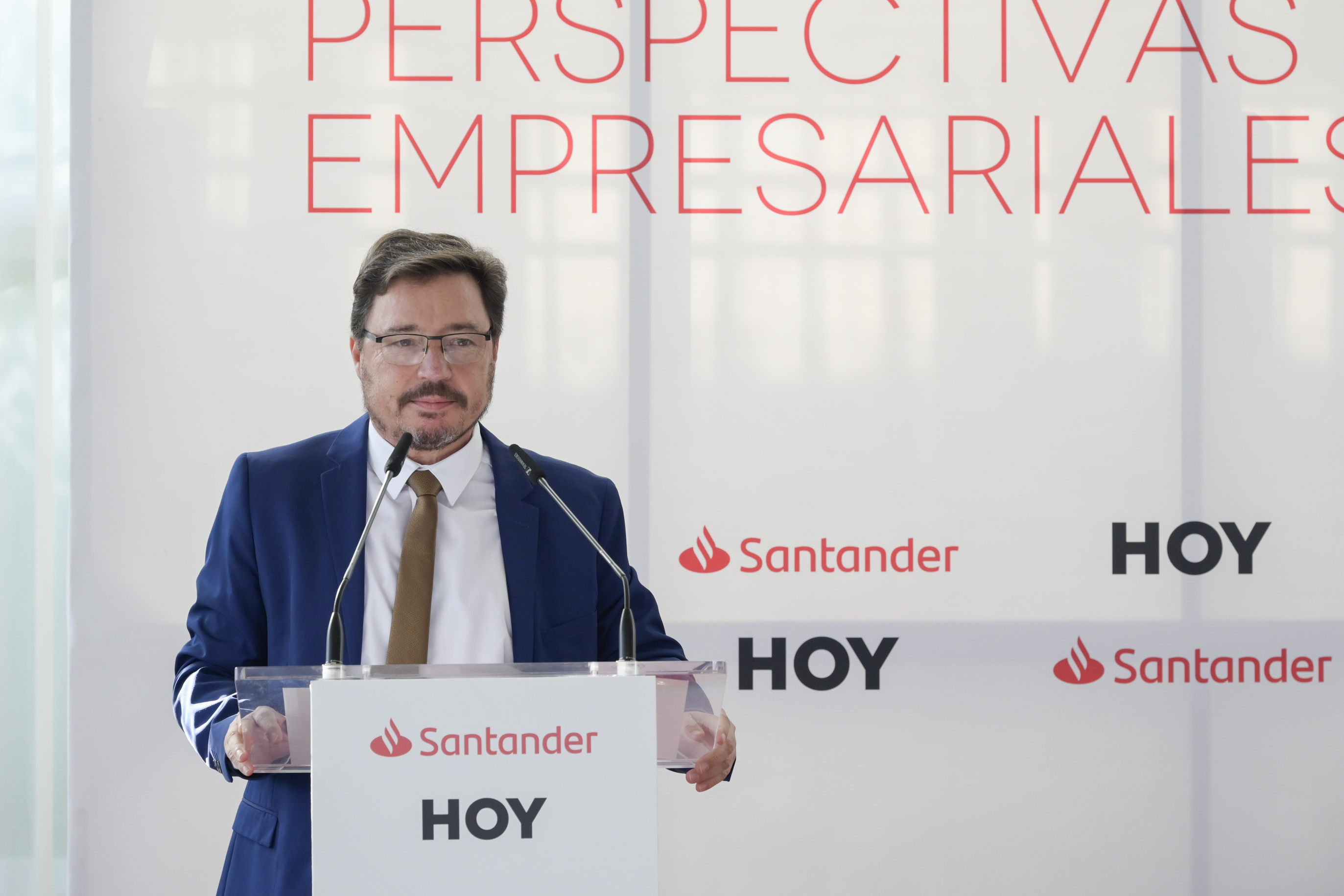 Imagen del artículo El consejero de Economía, Empleo y Transformación Digital destaca el valor de las empresas en el foro empresarial del Santander y Hoy