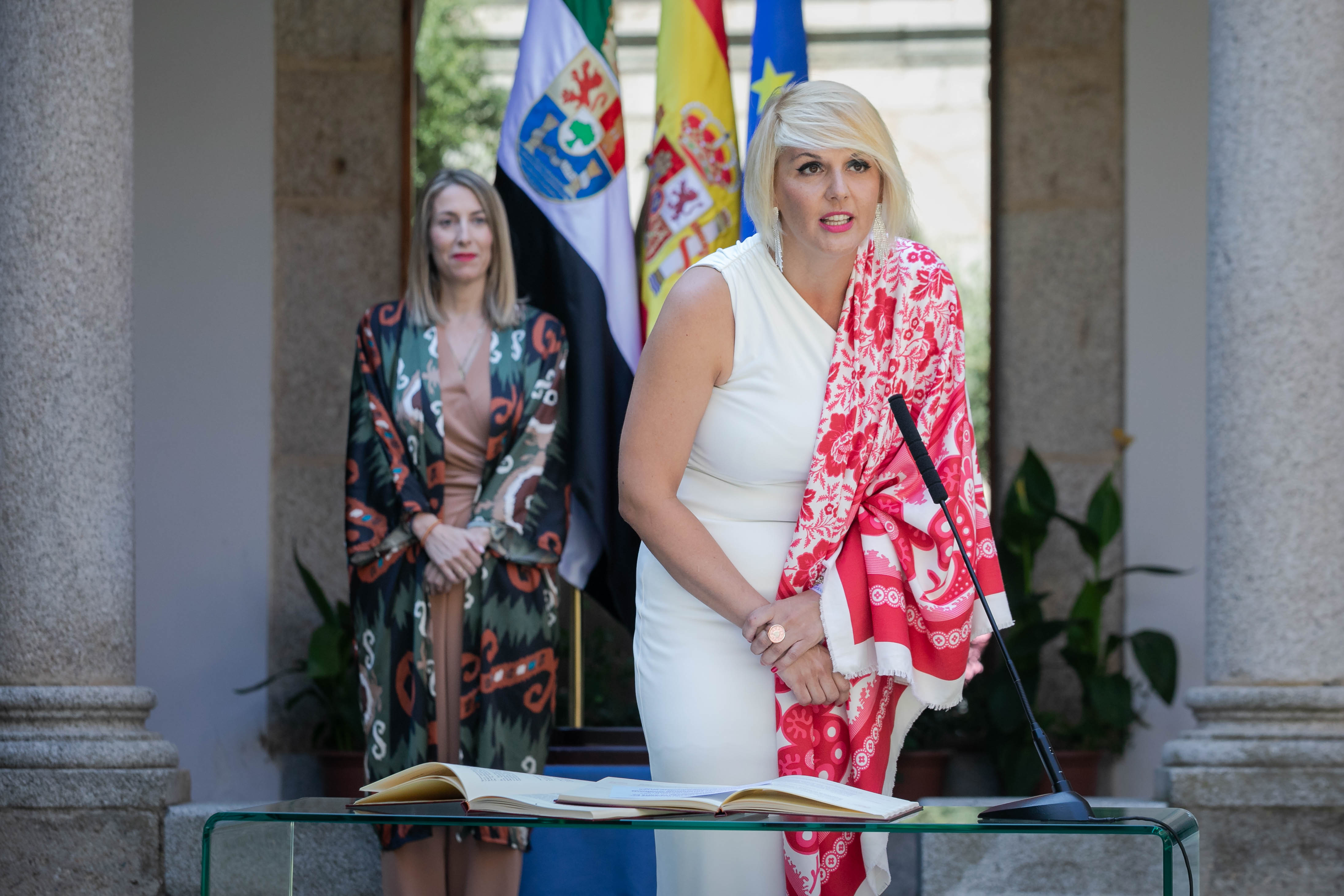 Toma posesión Elena Manzano