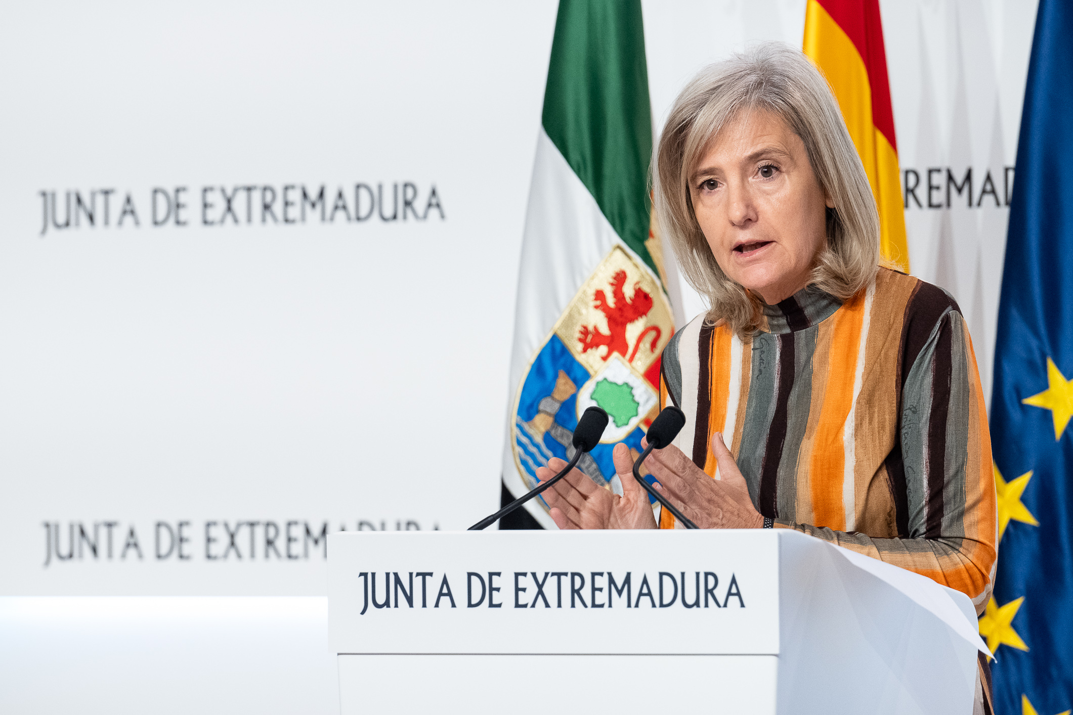 Image 1 of article Extremadura destinará 23 millones de euros para pagar ayudas a la dependencia en 2023