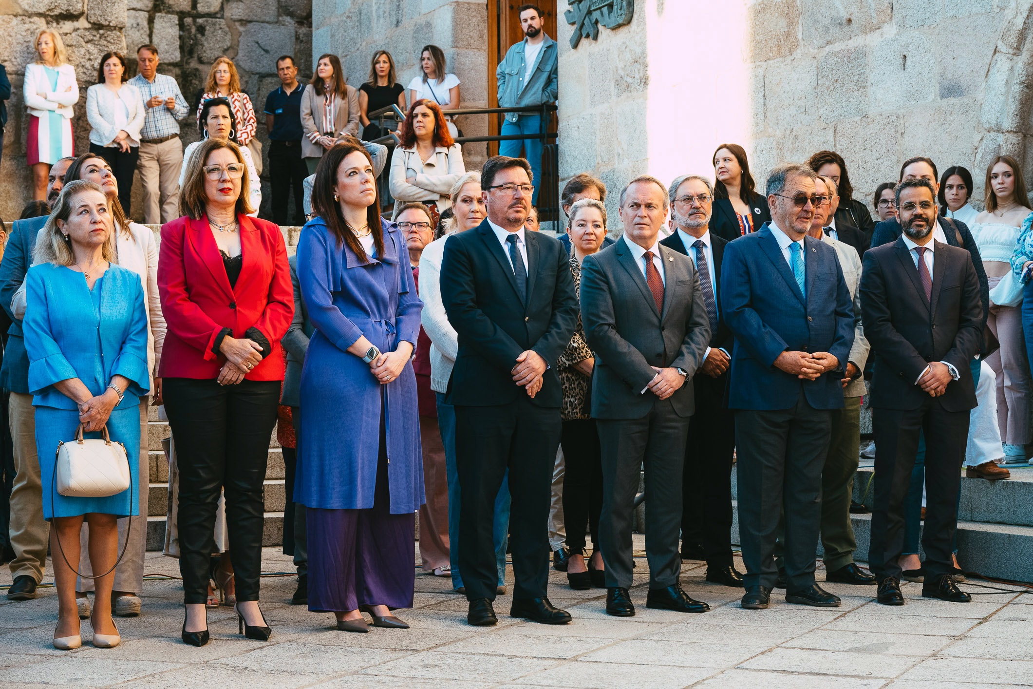 Autoridades asistentes al acto