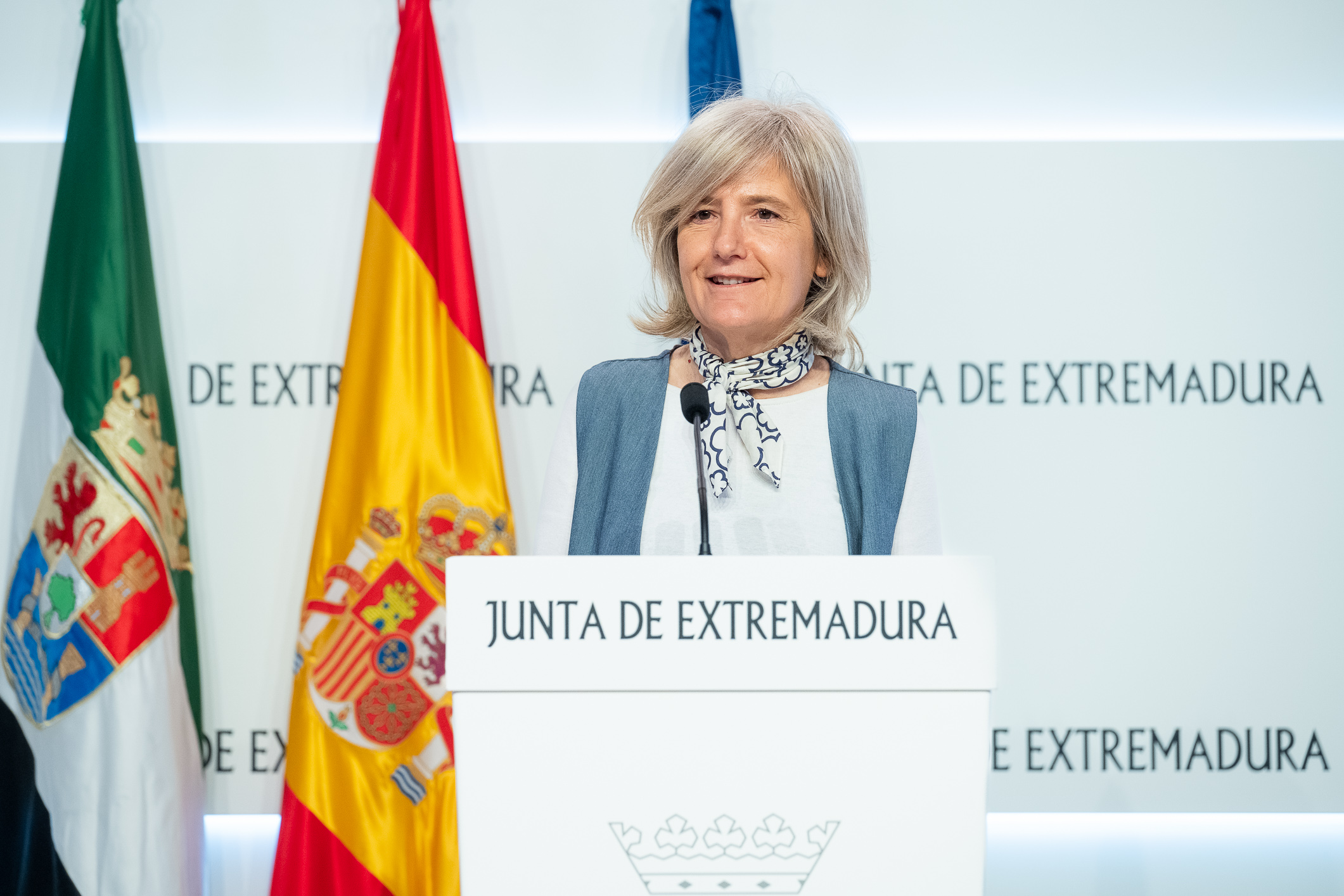 La portavoz de la Junta de Extremadura, Victoria Bazaga; durante la rueda de prensa.