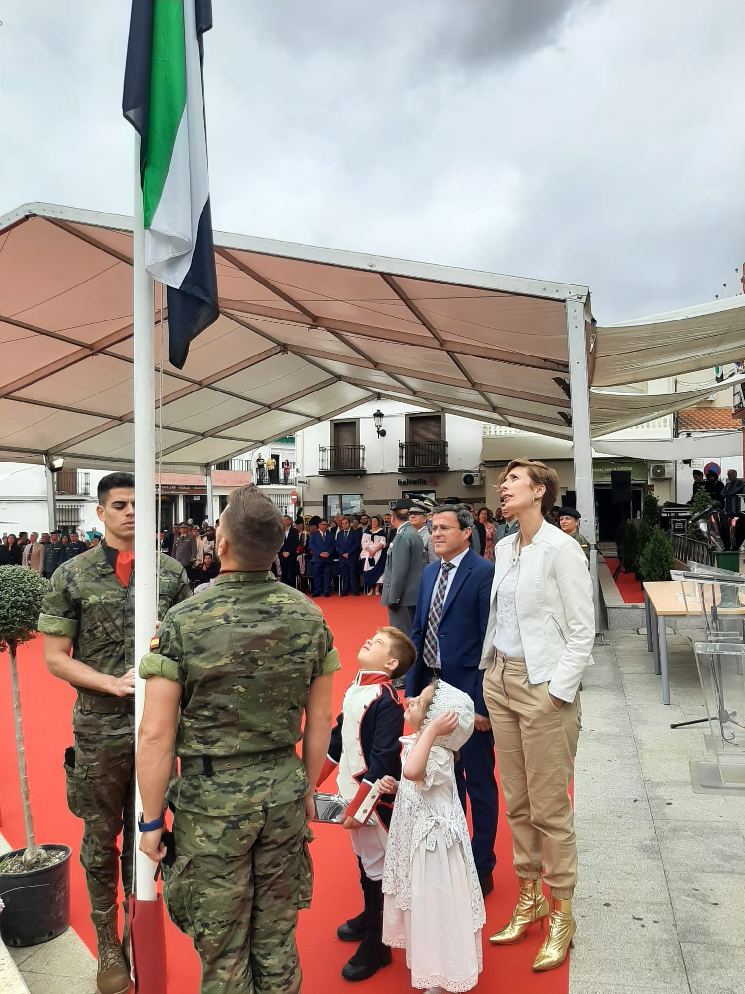 Imagen del artículo La Junta subraya el potencial de fiestas de interés turístico como 'La Batalla de la Albuera' para atraer viajeros a Extremadura