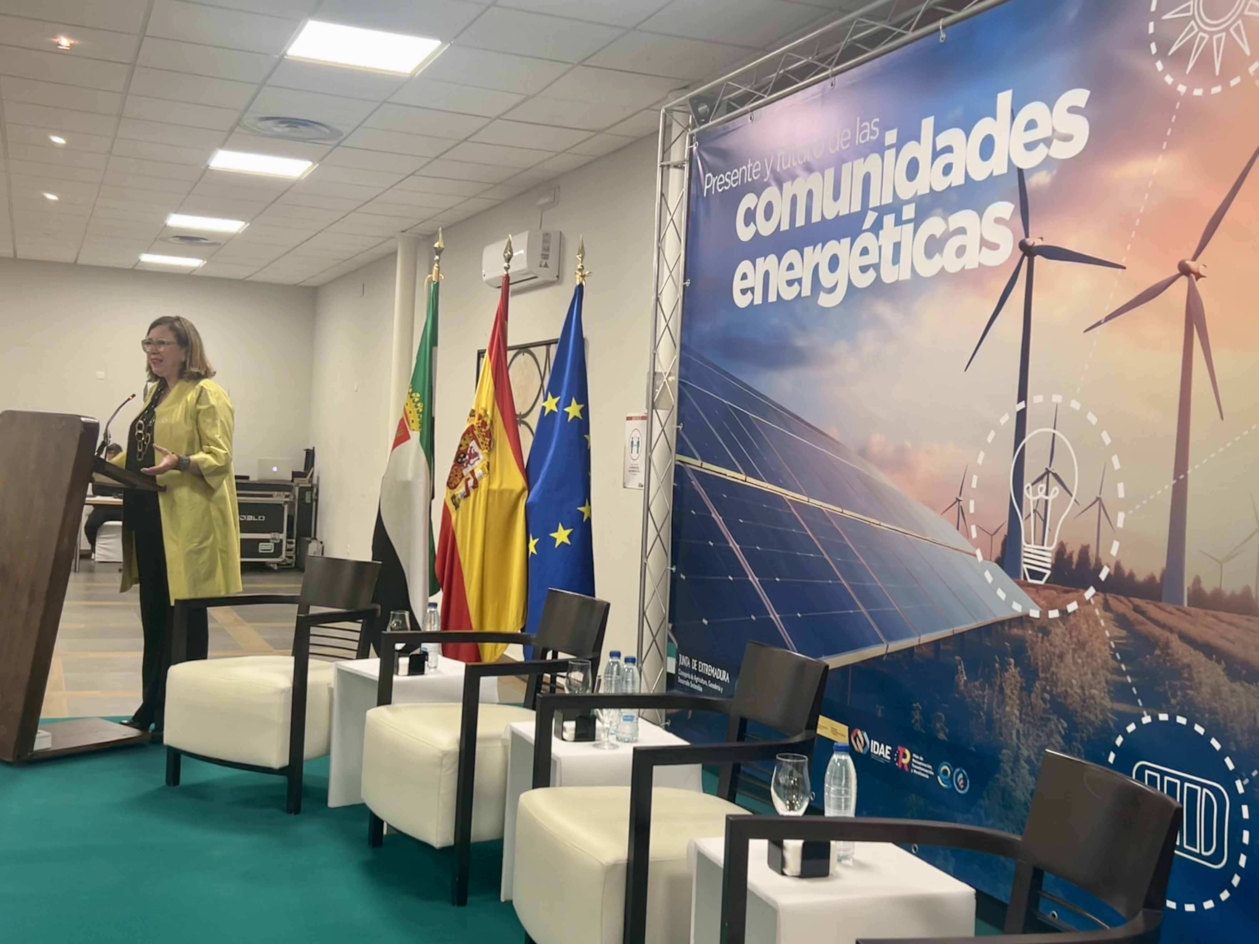Imagen del artículo La Junta de Extremadura promueve en una jornada el conocimiento y las ventajas de las comunidades energéticas