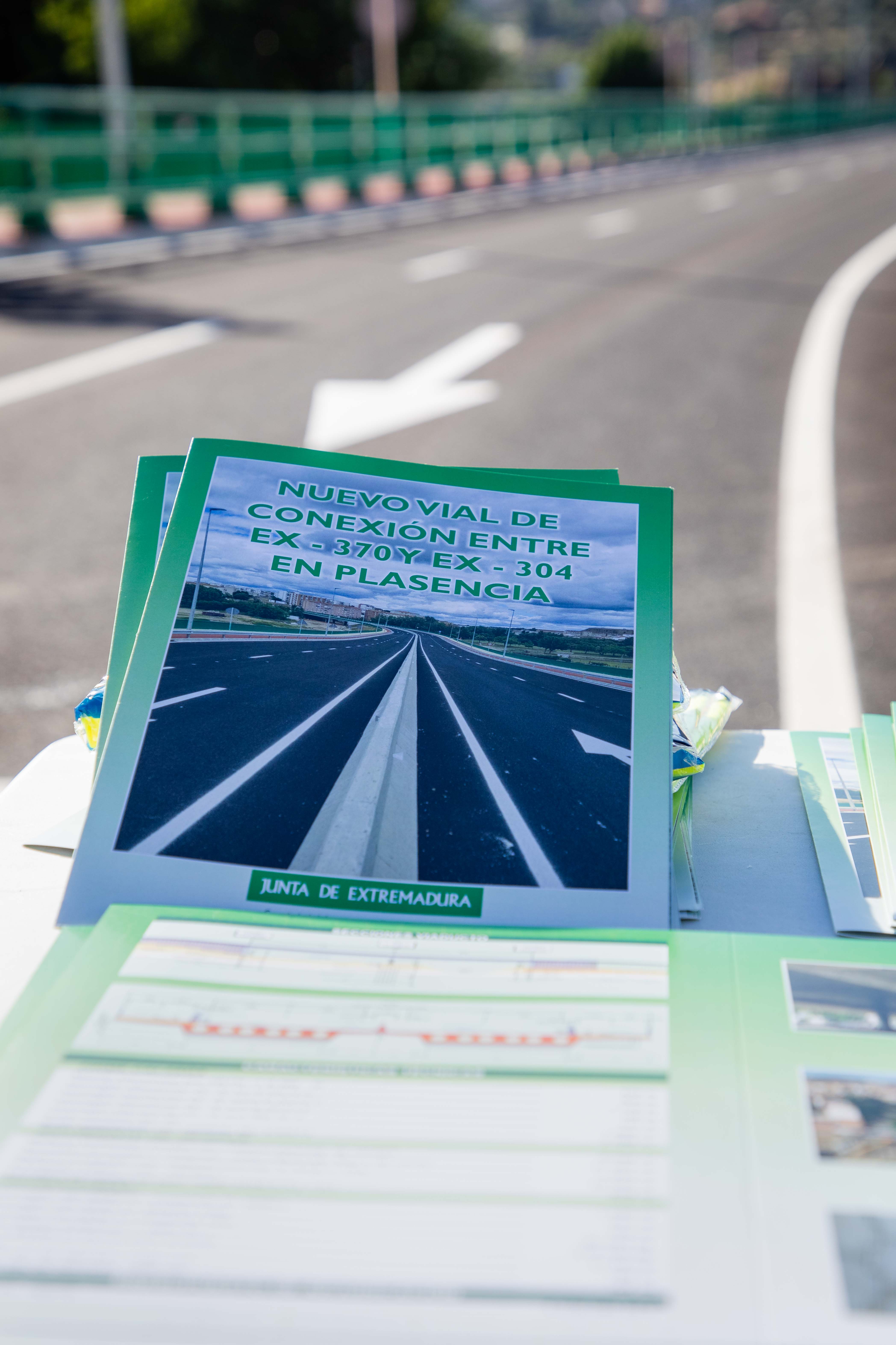 Image 1 of article María Guardiola inaugura un nuevo vial que descongestionará el centro de Plasencia y anuncia que las obras de la avenida Martín Palomino comenzarán cuanto antes