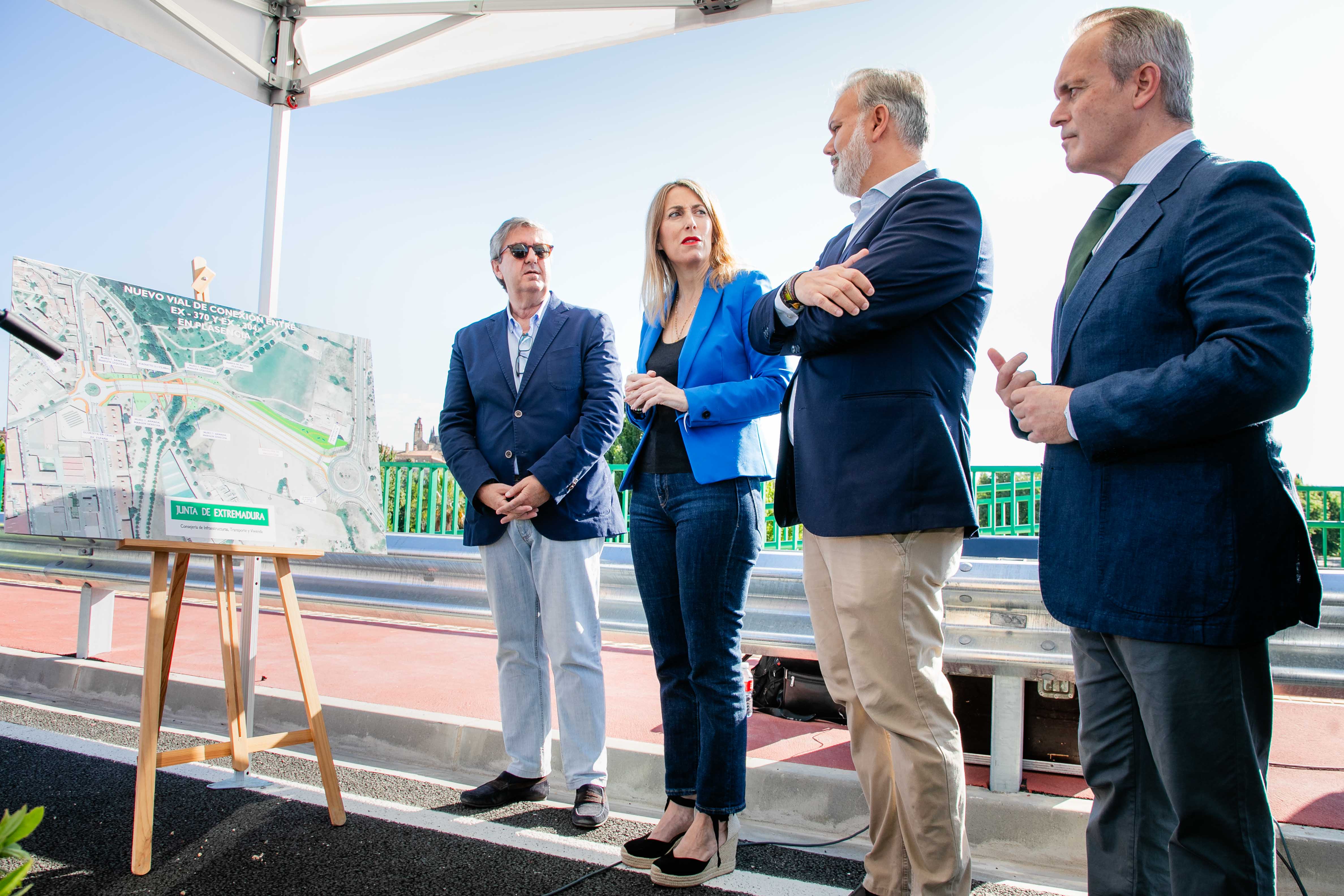 Image 5 of article María Guardiola inaugura un nuevo vial que descongestionará el centro de Plasencia y anuncia que las obras de la avenida Martín Palomino comenzarán cuanto antes