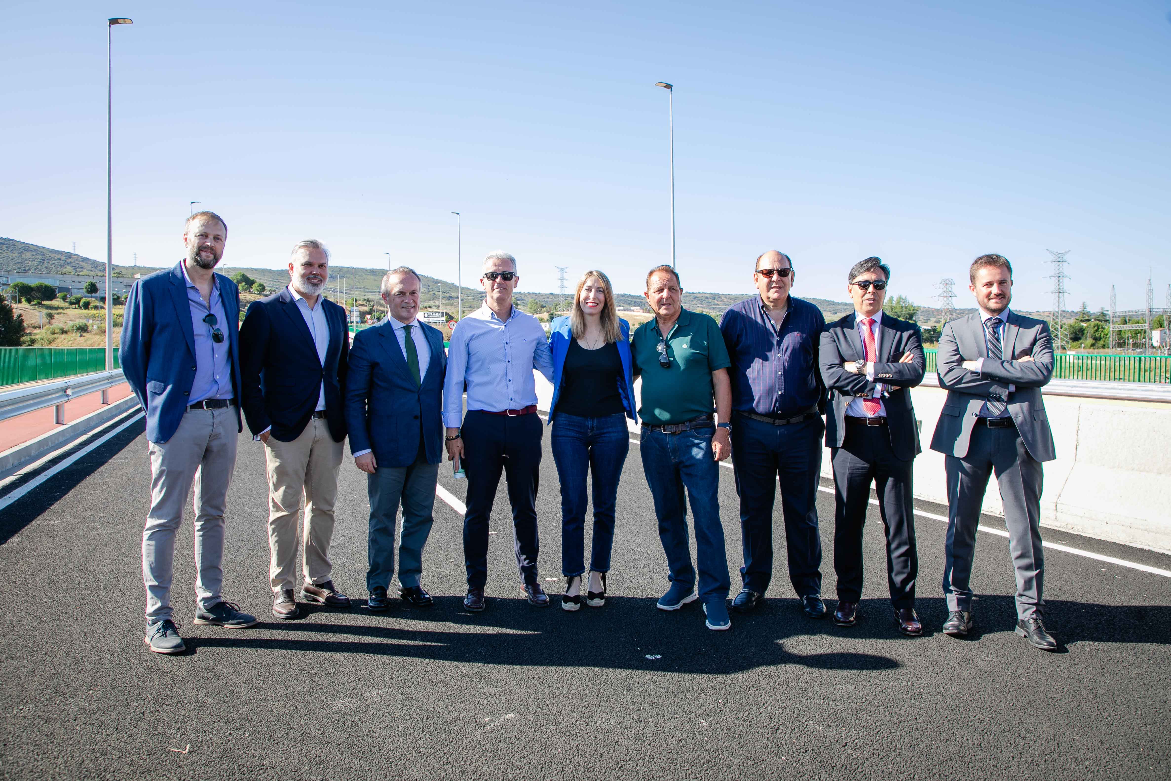 Image 11 of article María Guardiola inaugura un nuevo vial que descongestionará el centro de Plasencia y anuncia que las obras de la avenida Martín Palomino comenzarán cuanto antes