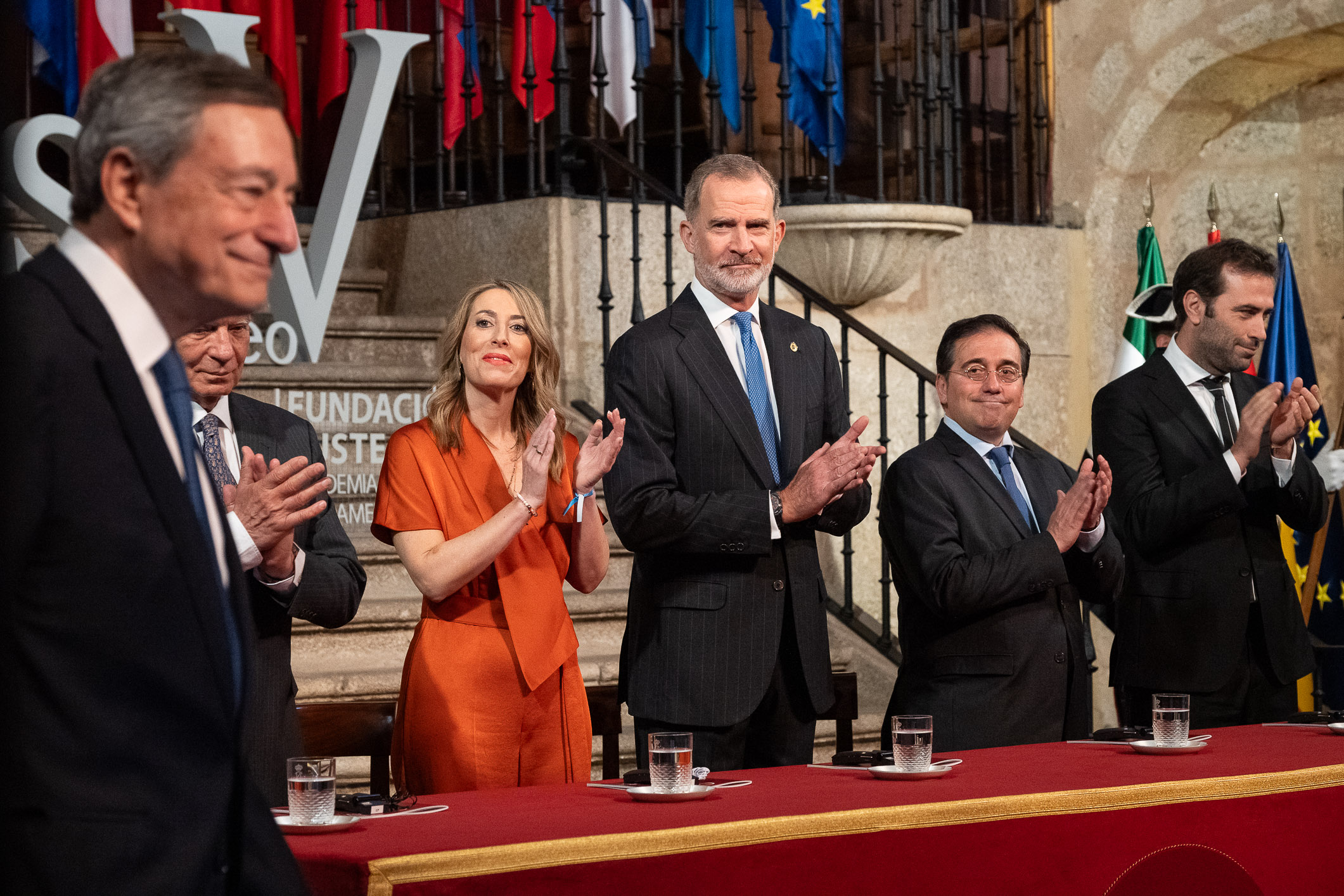 Image 2 of article María Guardiola destaca la labor, rigor y coraje de Mario Draghi en momentos delicados para la Unión Europea