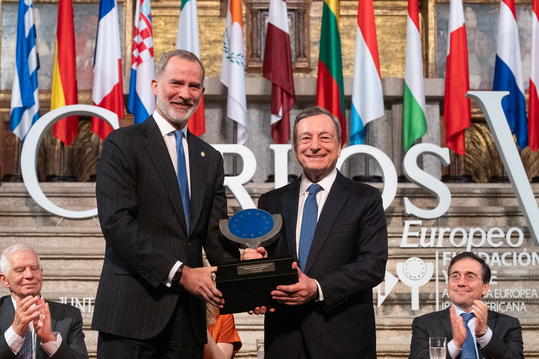 Image 3 of article María Guardiola destaca la labor, rigor y coraje de Mario Draghi en momentos delicados para la Unión Europea