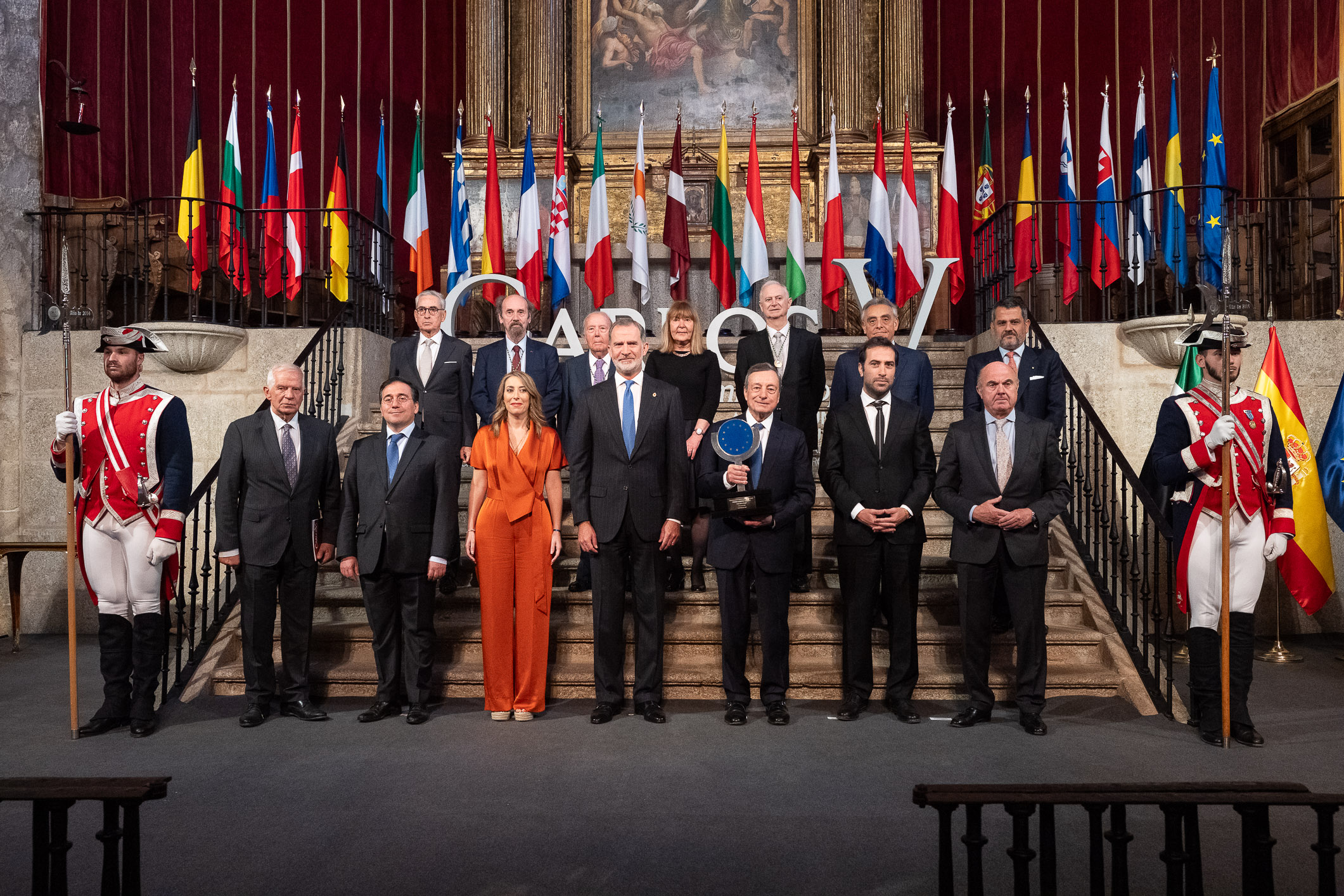 Image 6 of article María Guardiola destaca la labor, rigor y coraje de Mario Draghi en momentos delicados para la Unión Europea
