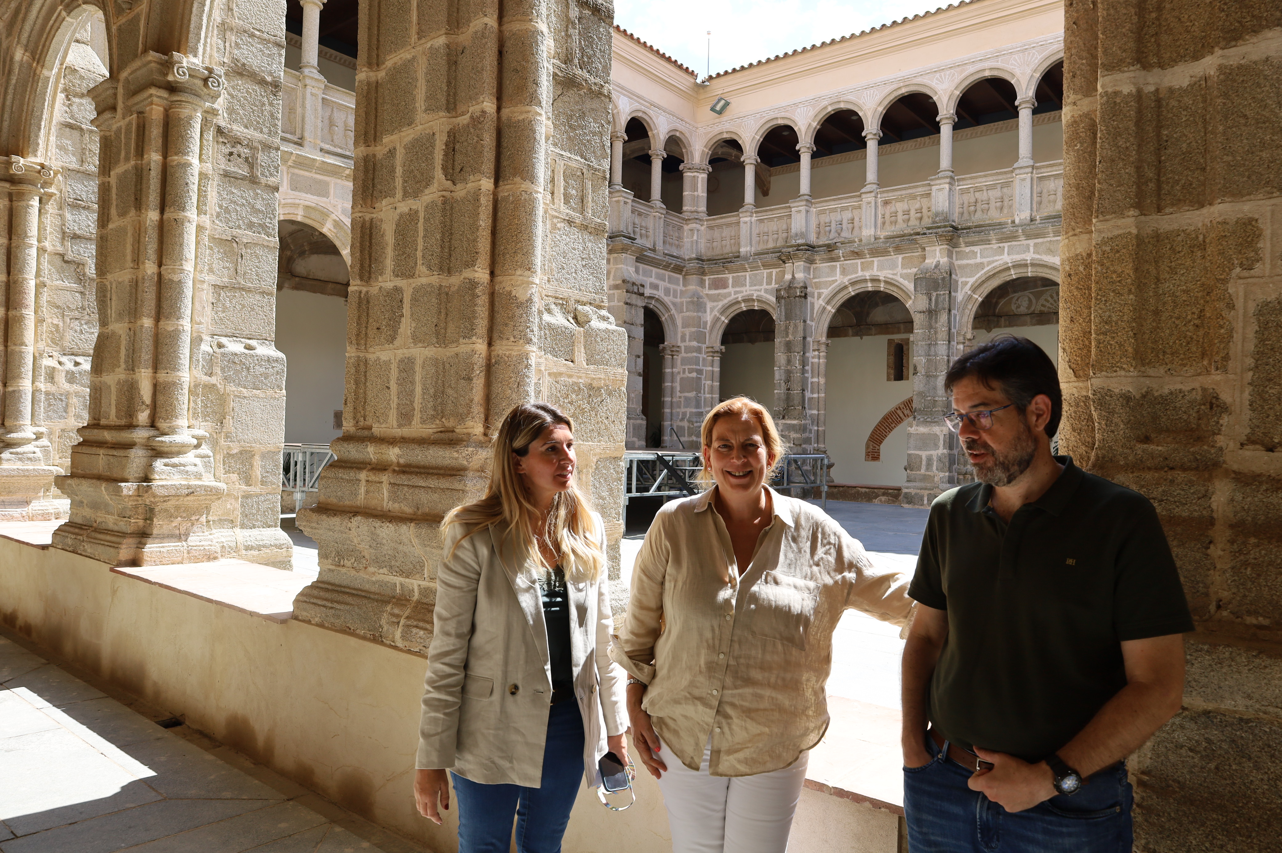 consejera en Calera de León 02