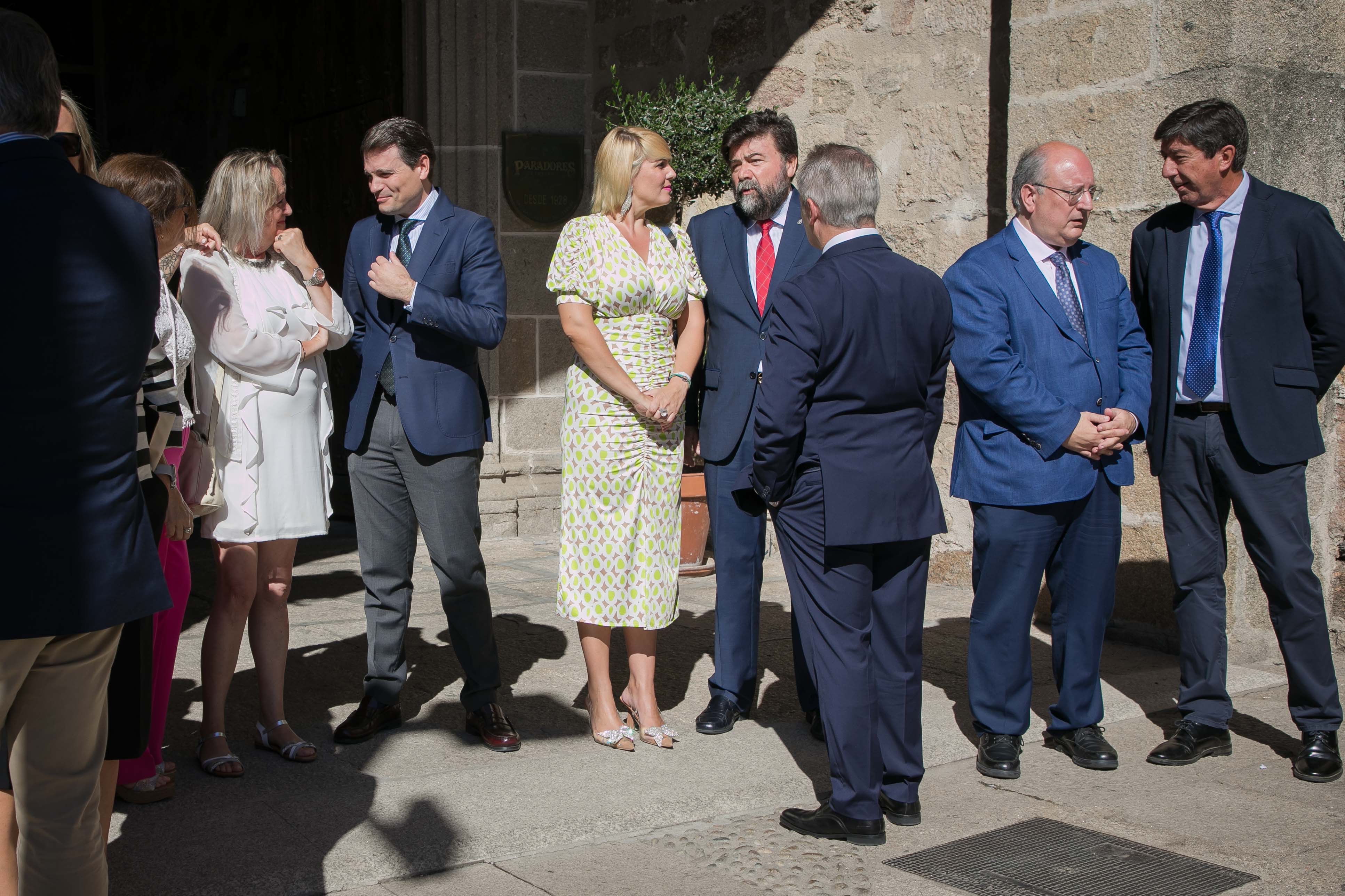 Varios miembros del Consejo de Gobierno  en el acto del Consejo Económico y Social de Extremadura