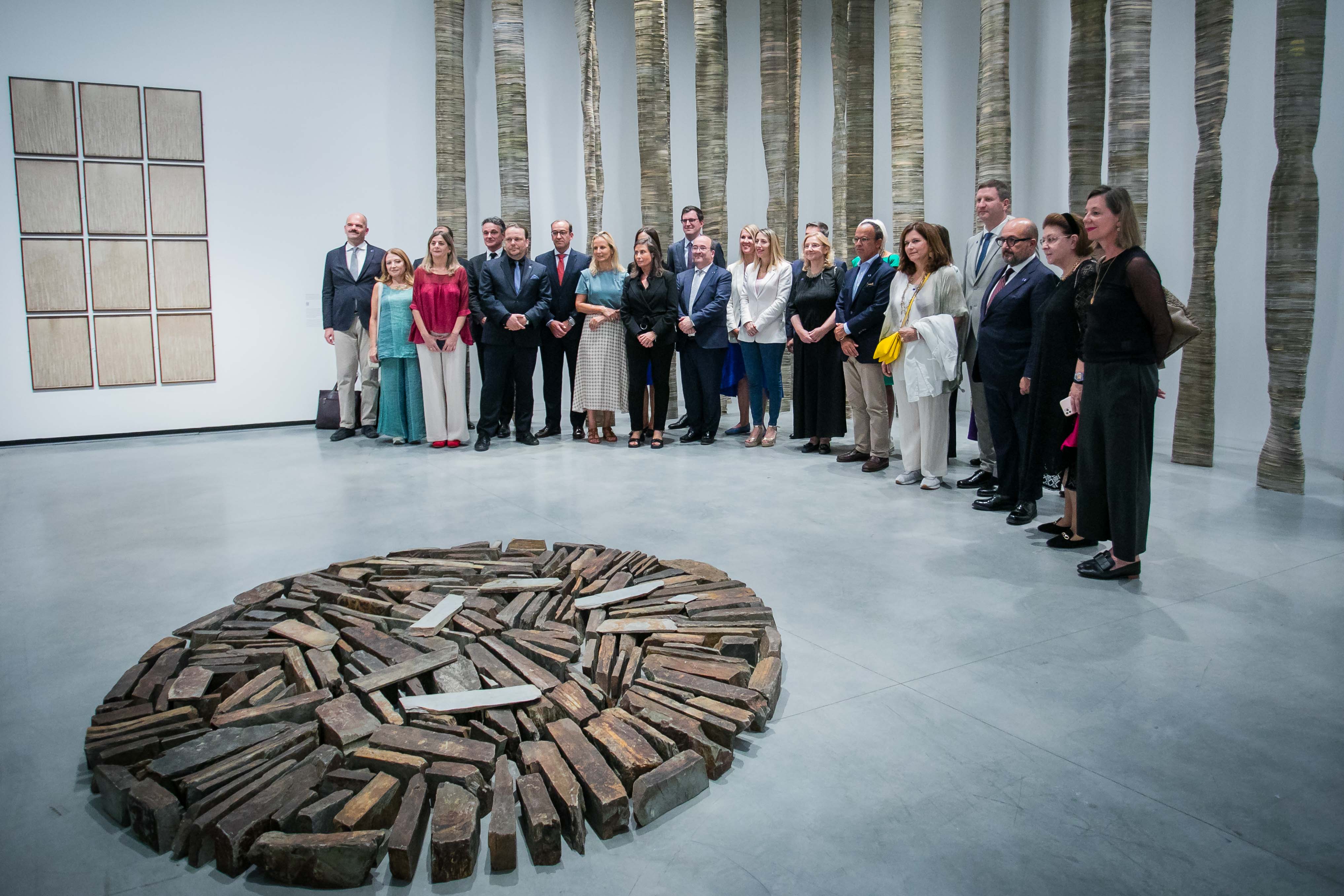 La presidenta de la Junta de Extremadura, María Guardiola, durante en el Encuentro de ministros de Cultura de la UE en el Museo Helga de Alvear