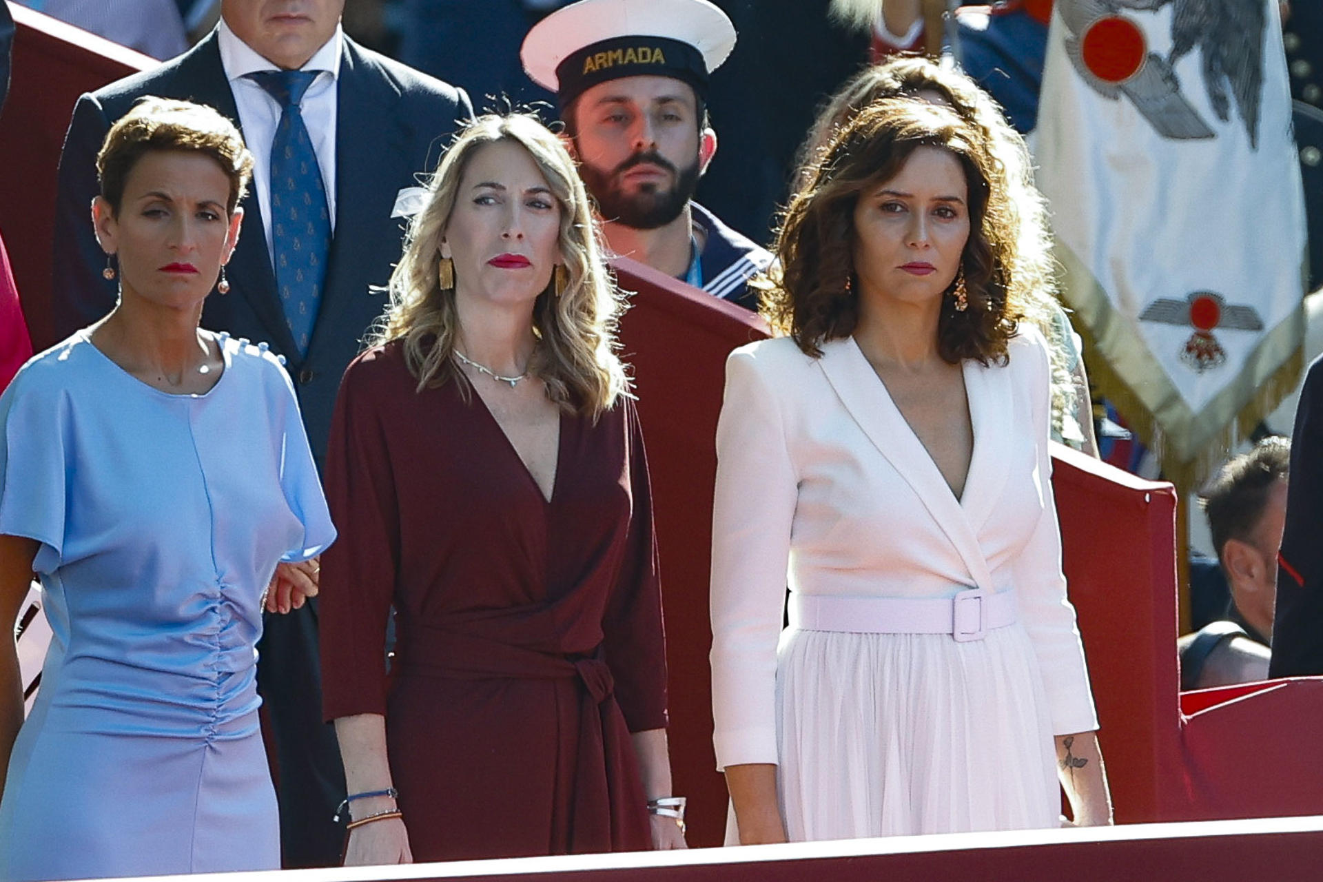 María Guardiola asiste a los actos de conmemoración del Día de la Fiesta Nacional