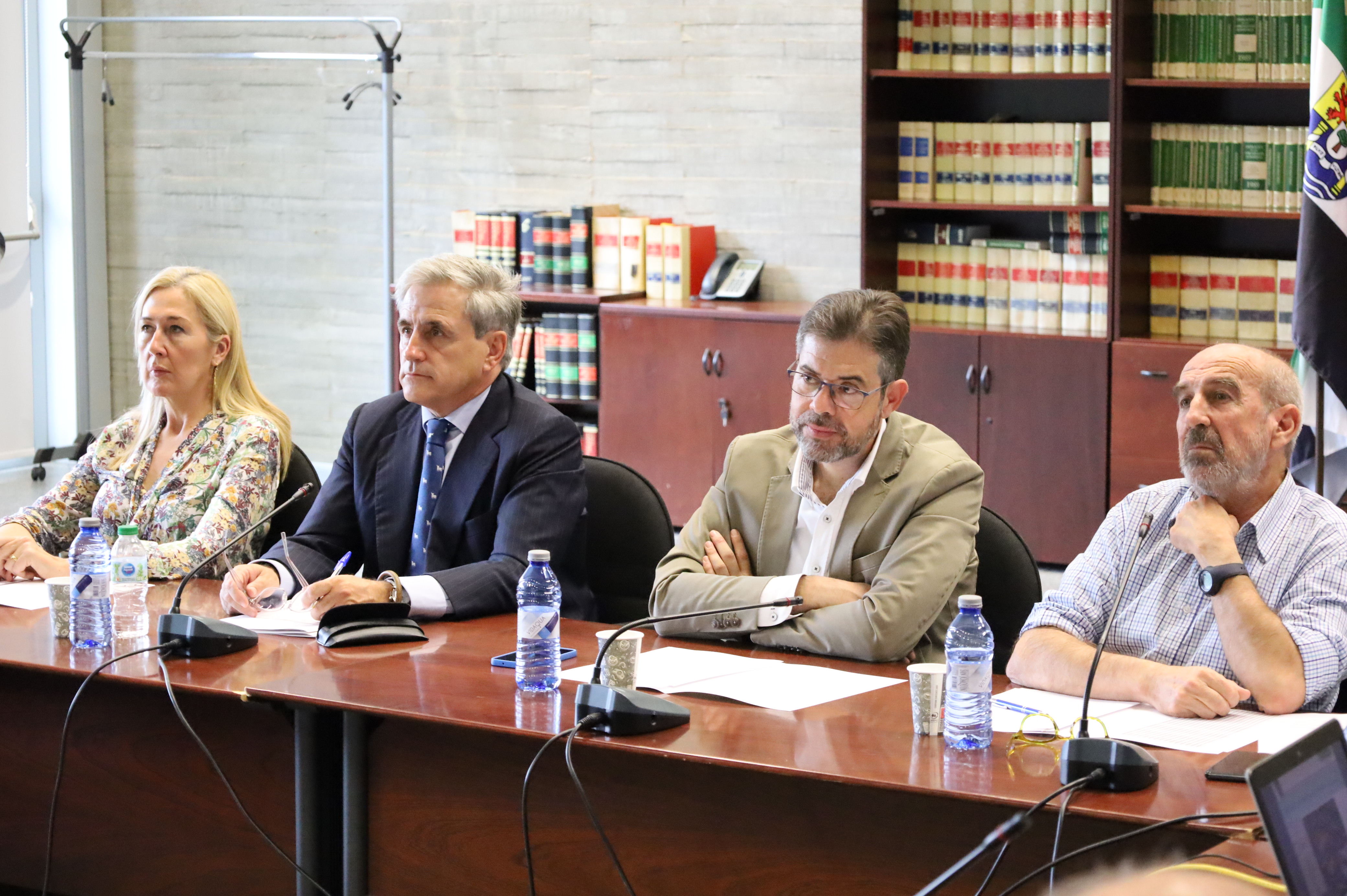Image 0 of article El Comité de Dirección del Plan INFOEX hace balance de la campaña de incendios de 2023 en Extremadura
