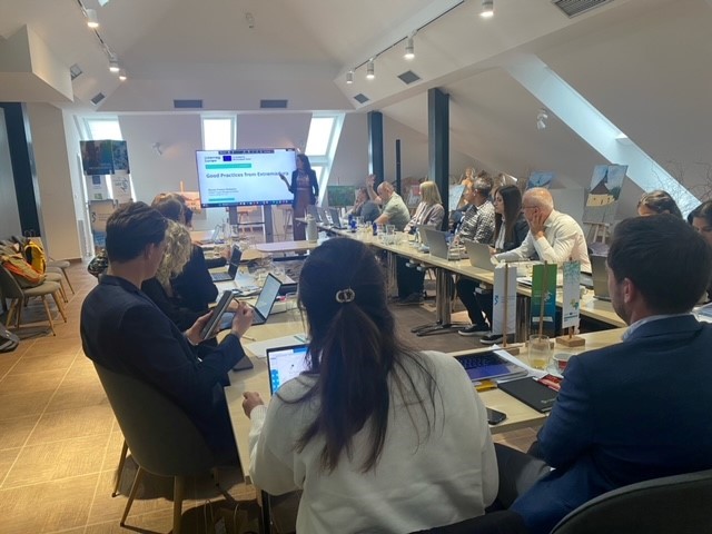 Imagen del artículo AGENEX participa en un evento del proyecto COMMIT en Eslovenia para facilitar la descarbonización de las pymes