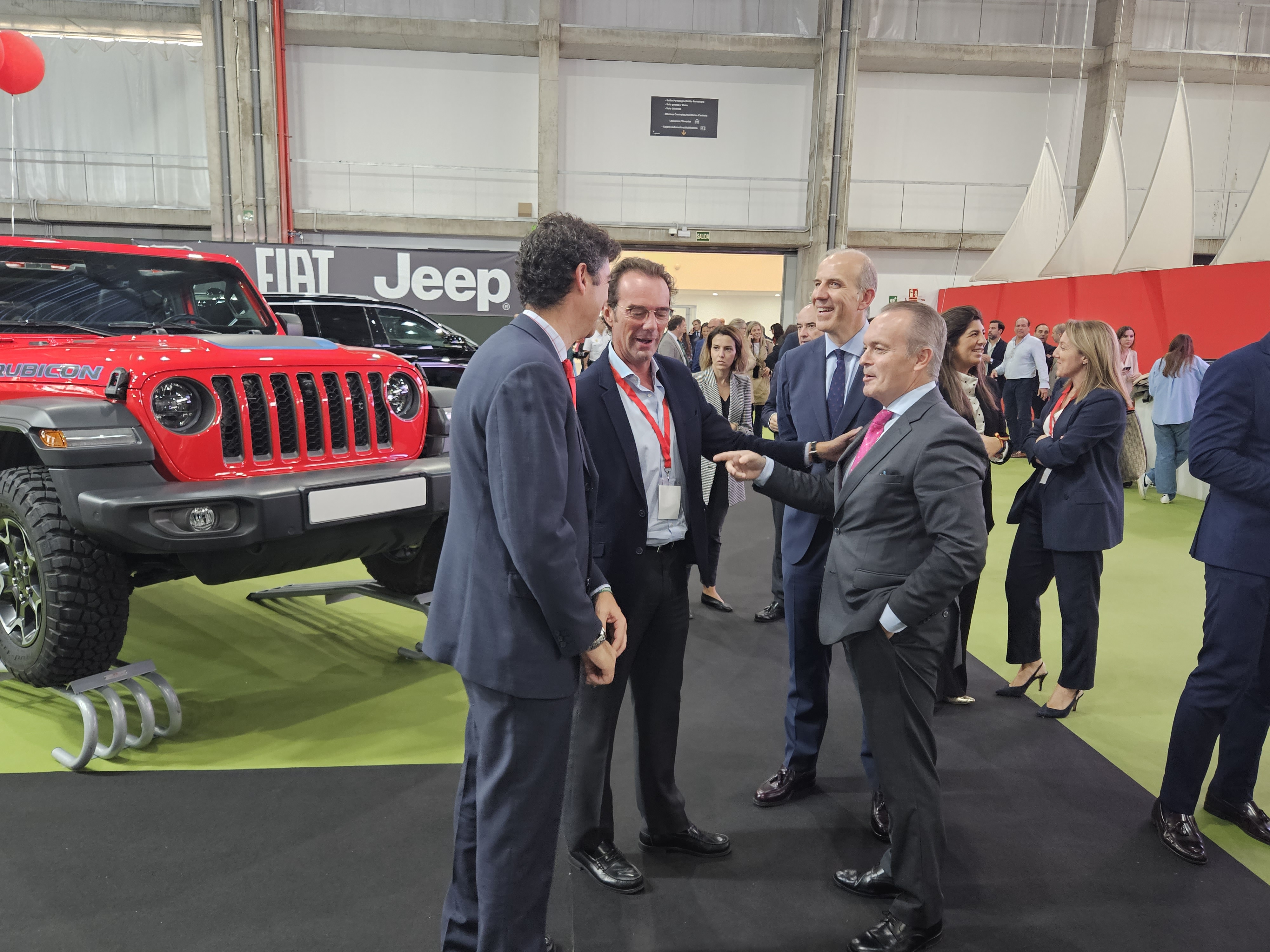 Visita del consejero de Infraestructuras, Transporte y Vivienda, Manuel Martín Castizo. 