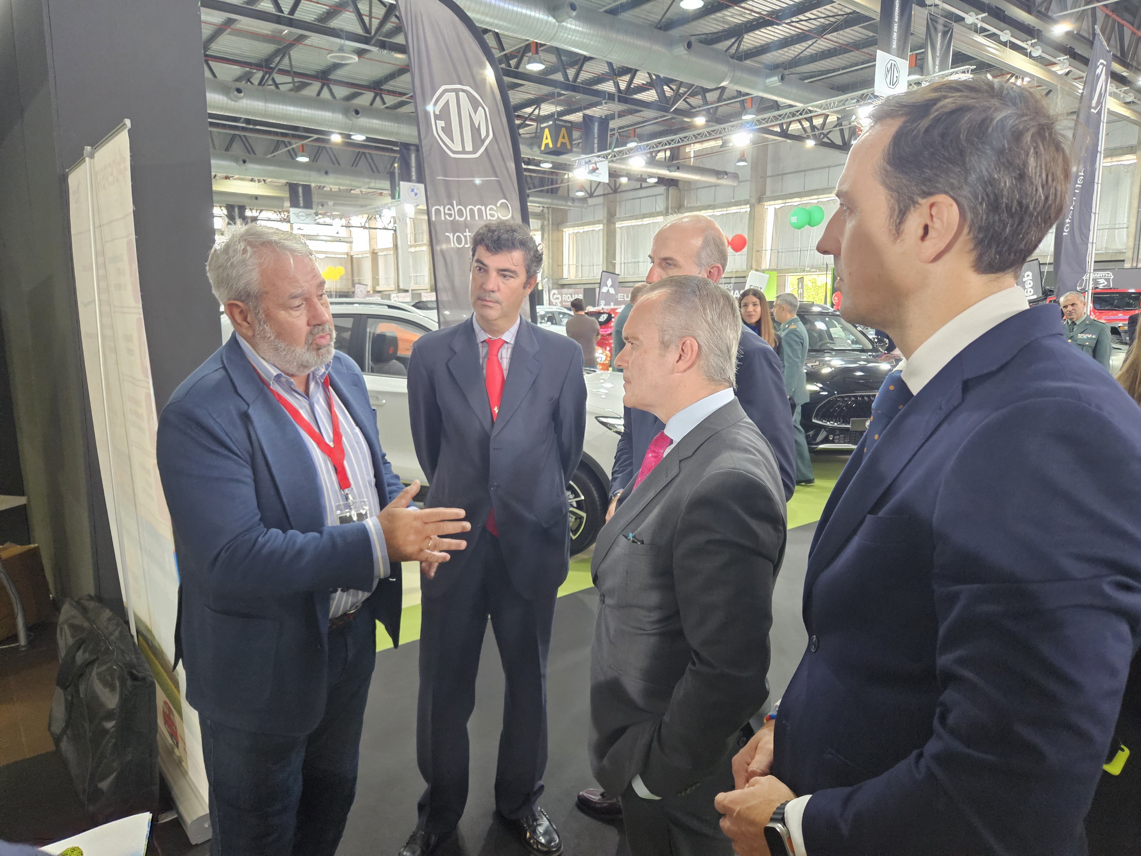 Visita del consejero de Infraestructuras, Transporte y Vivienda, Manuel Martín Castizo. 