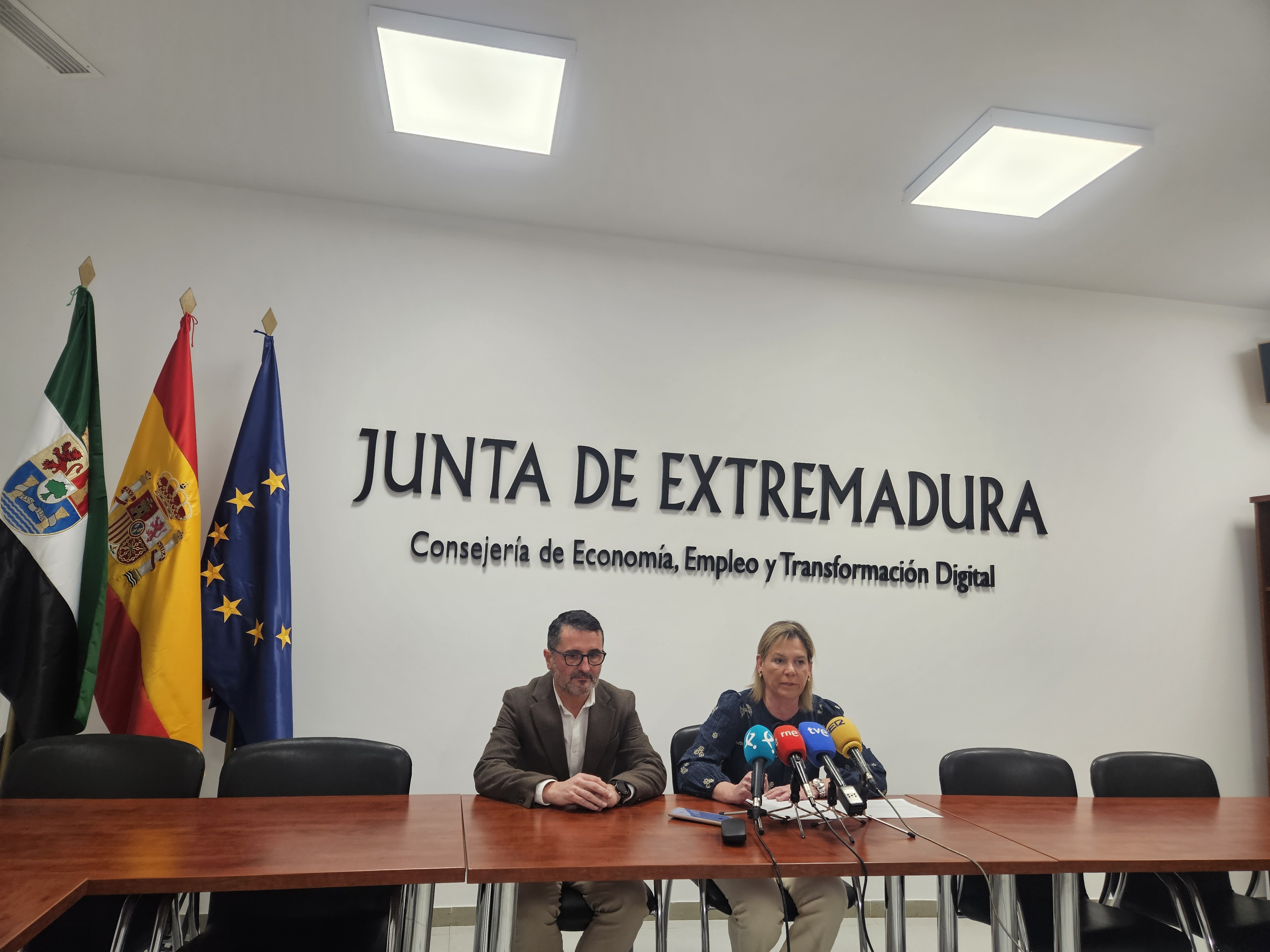Imagen del artículo Extremadura cierra 2023 con 8.900 personas ocupadas más y 6.100 desempleados menos según los datos EPA del cuarto trimestre del 2023