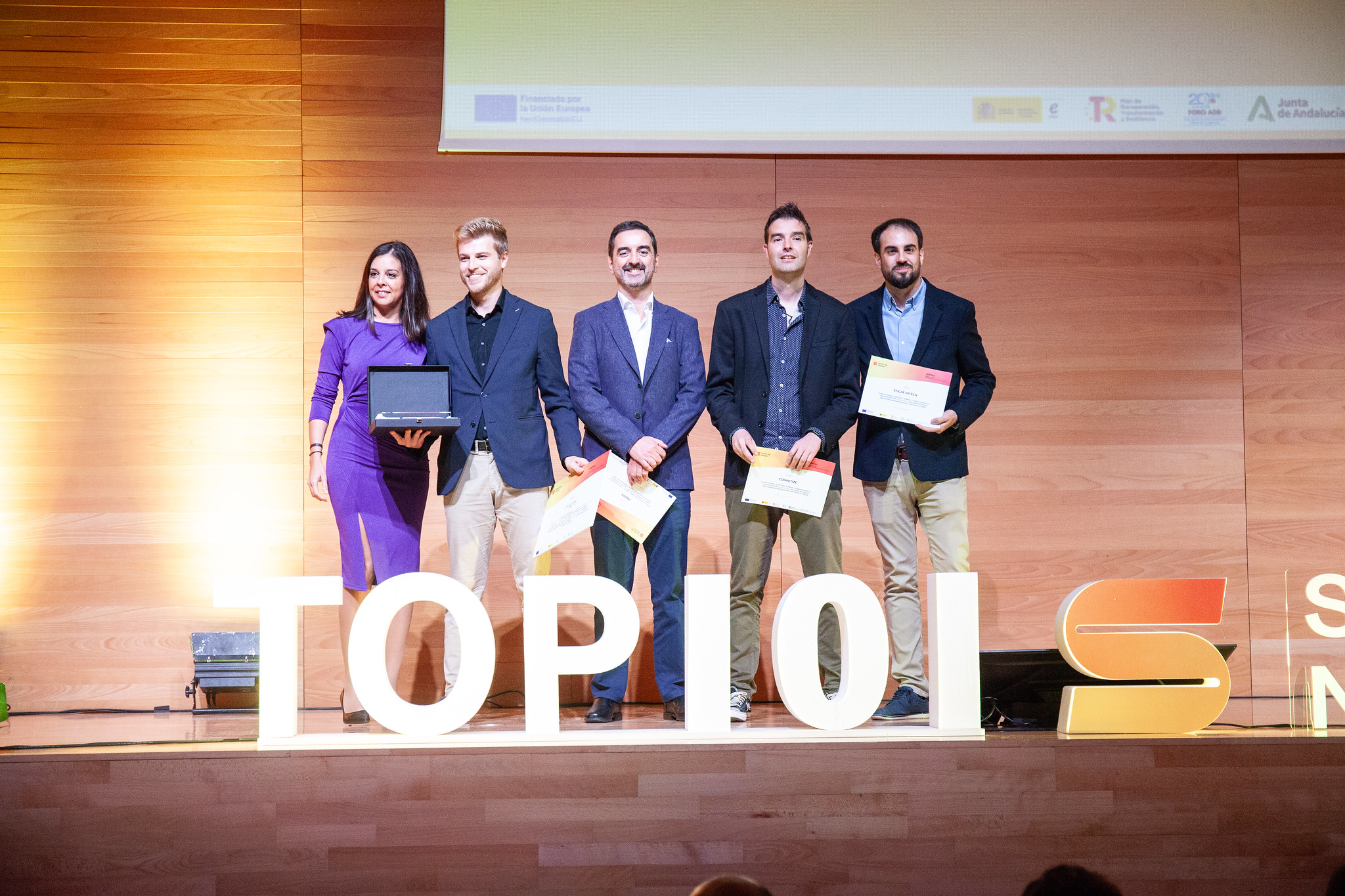 Imagen del artículo Cuatro empresas extremeñas galardonadas en los Premios Top 101 celebrados en Córdoba