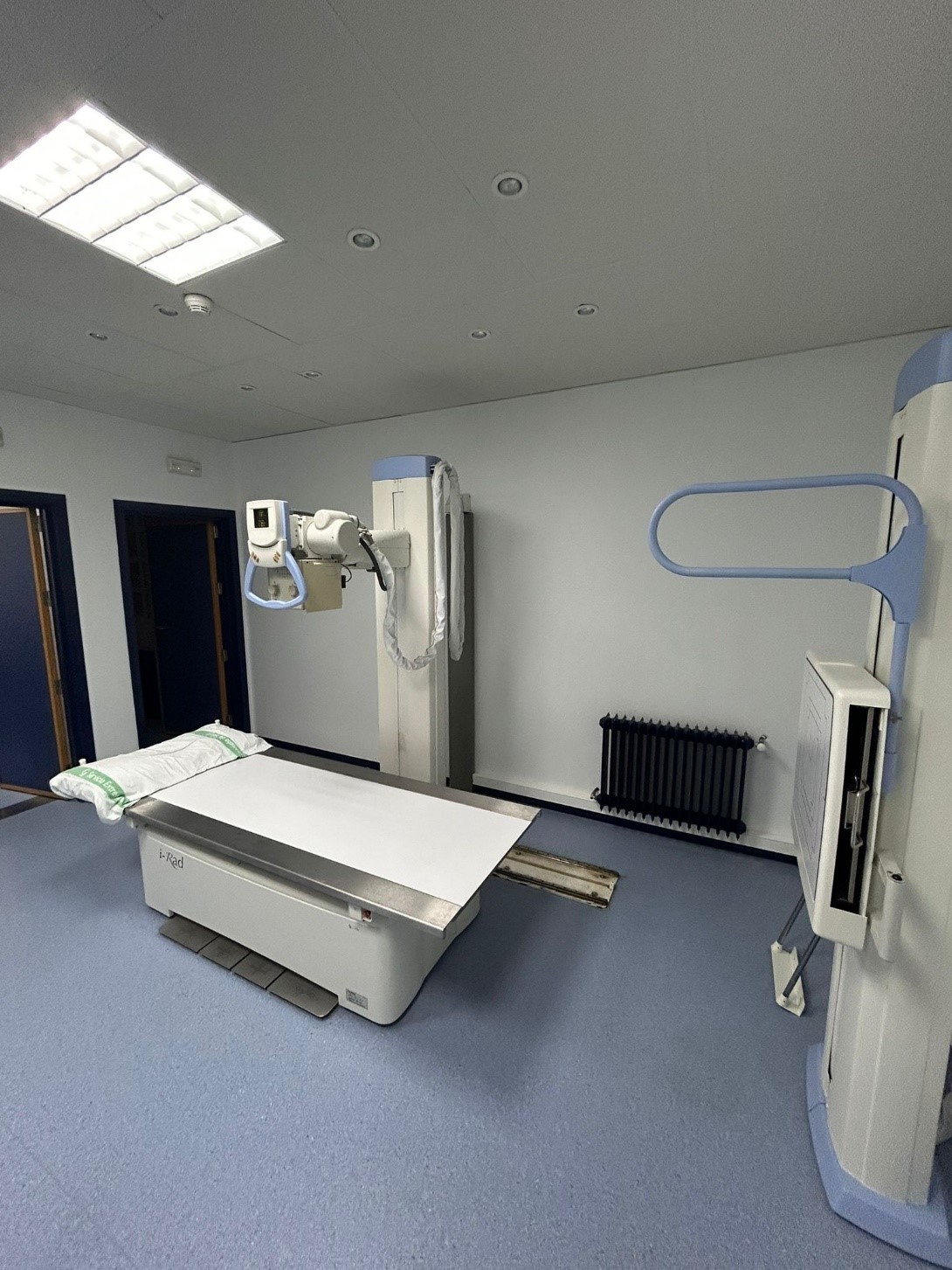 Imagen del artículo EL SES invierte más de 455.000 euros en la mejora de los servicios de Radiología de Atención Primaria en el Área de Salud Cáceres