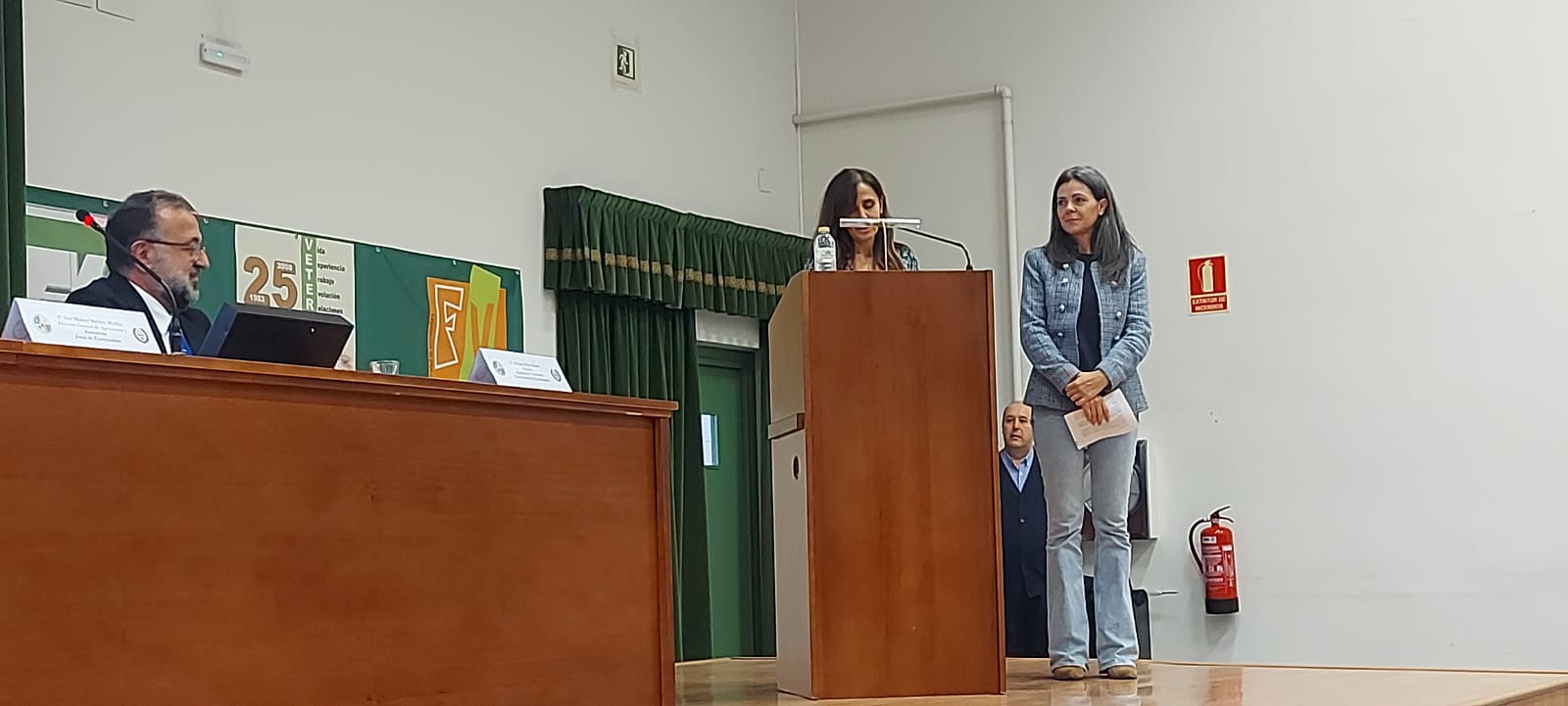 Imagen del artículo El Centro 'Los Hornos' recibe el premio San Francisco de Asís de la Facultad de Veterinaria de la UEx