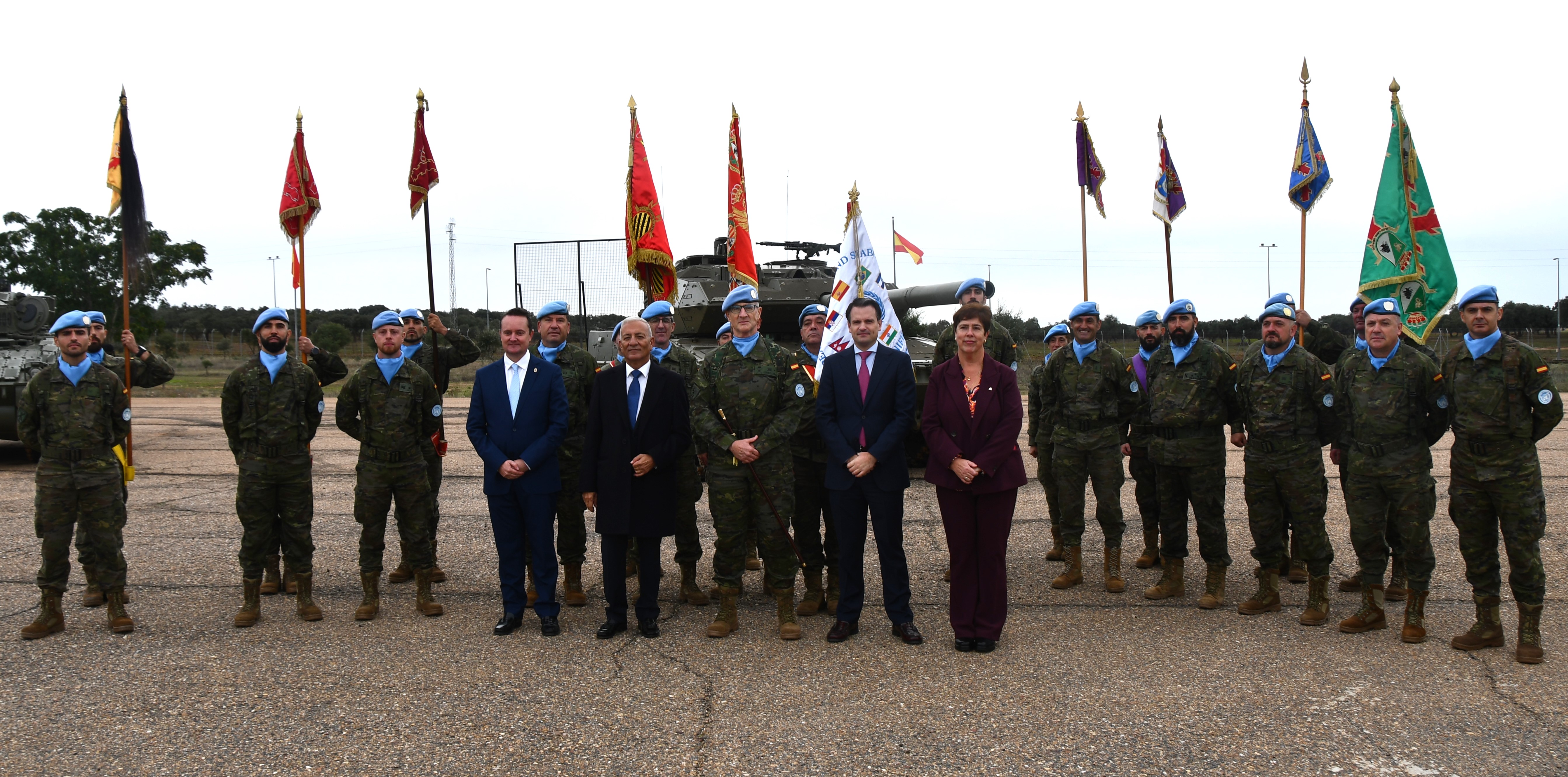 Imagen 1-  Abel Bautista asiste al acto de despedida a los militares de la Brigada Líbano Brigada BRILIB XL