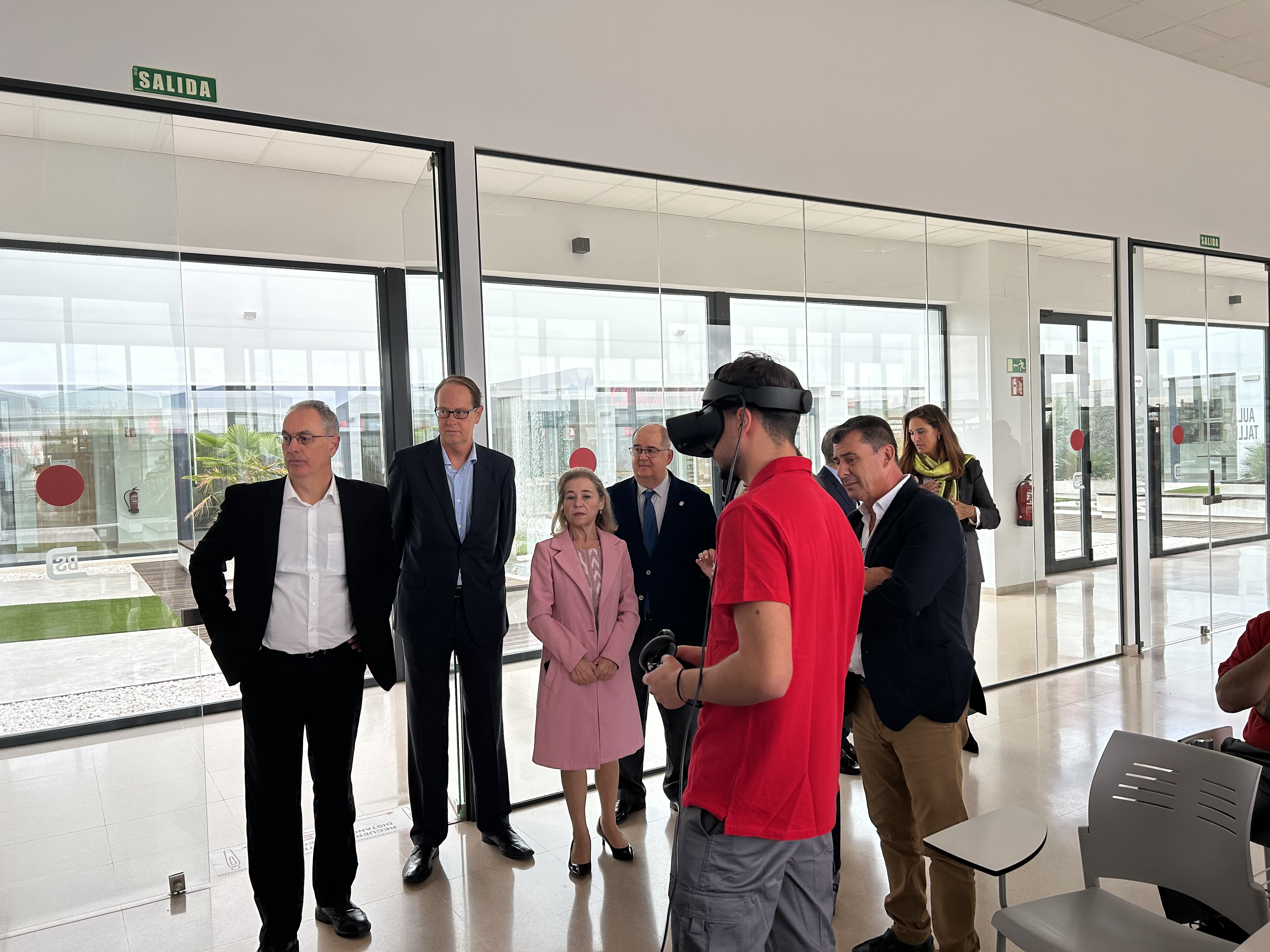 Reunión de la consejera en la Deuzt Zafra foto 5